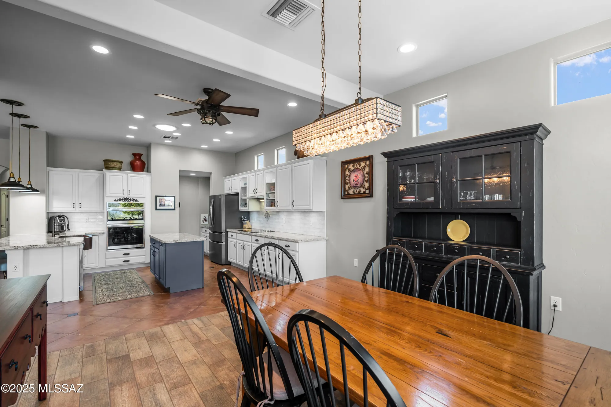 Property Slideshow image 21 of 42 | 5811 s atascosa peak dr, Green Valley, AZ, 85622