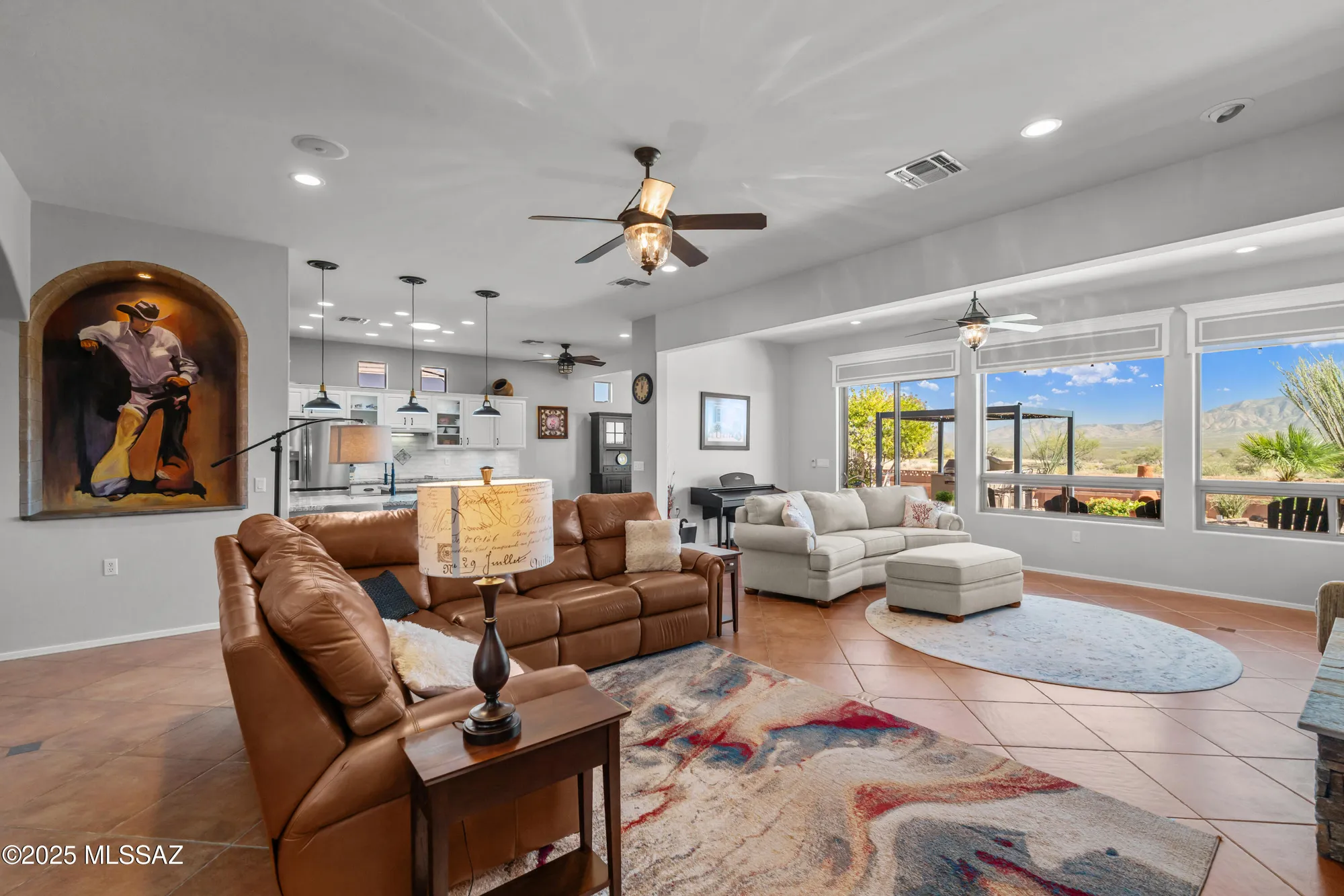 Property Slideshow image 13 of 42 | 5811 s atascosa peak dr, Green Valley, AZ, 85622