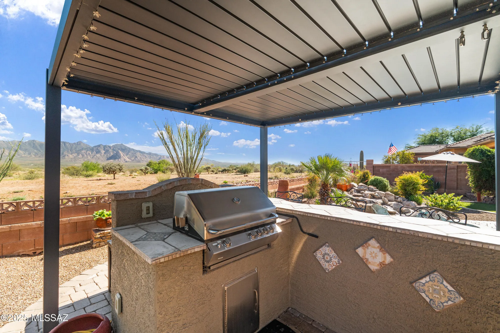 Property Slideshow image 7 of 42 | 5811 s atascosa peak dr, Green Valley, AZ, 85622