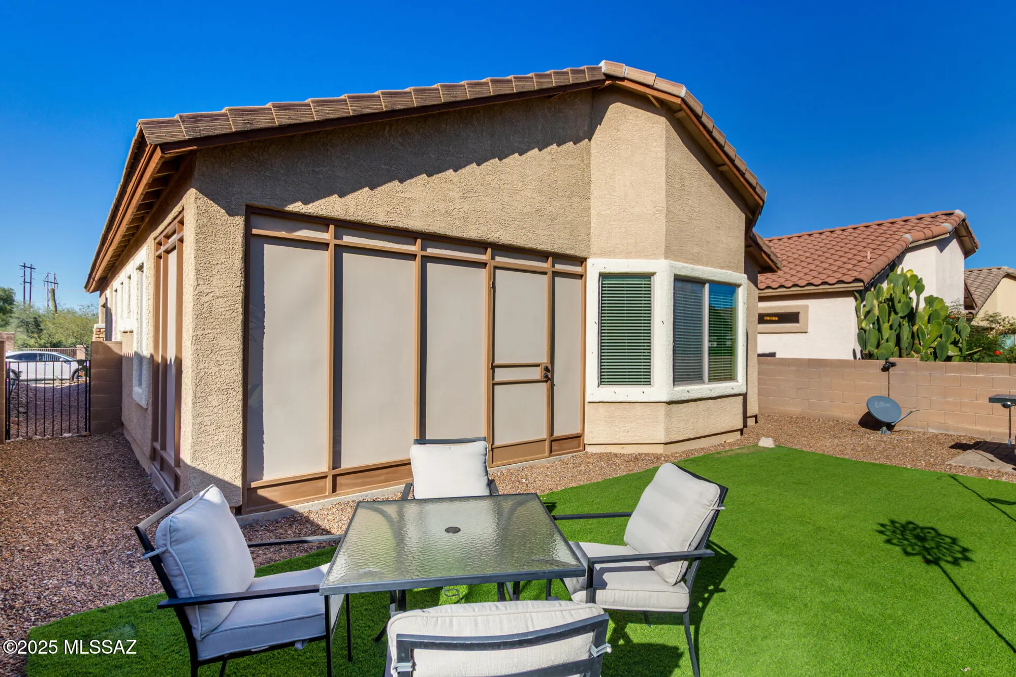 Property Slideshow image 24 of 33 | 467 w calle moncayo, Sahuarita, AZ, 85629