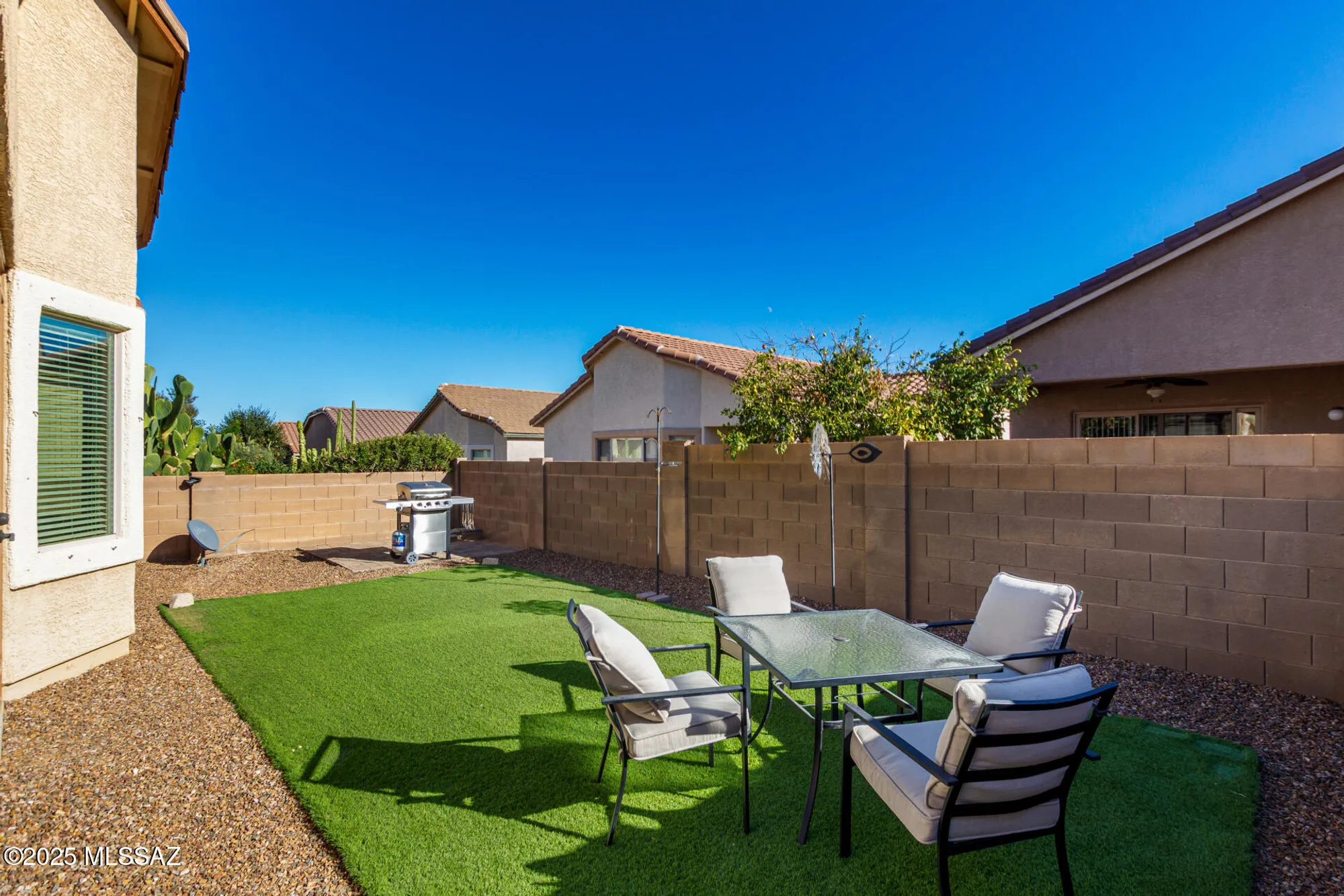 Property Slideshow image 26 of 33 | 467 w calle moncayo, Sahuarita, AZ, 85629