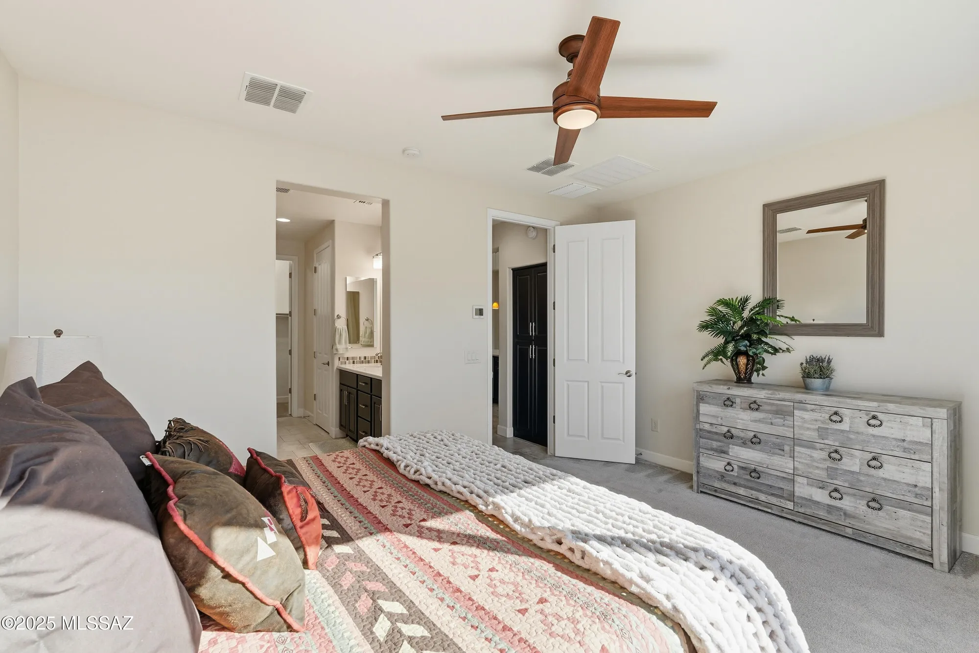 Property Slideshow image 18 of 35 | 61295 e flint dr, Oracle, AZ, 85623