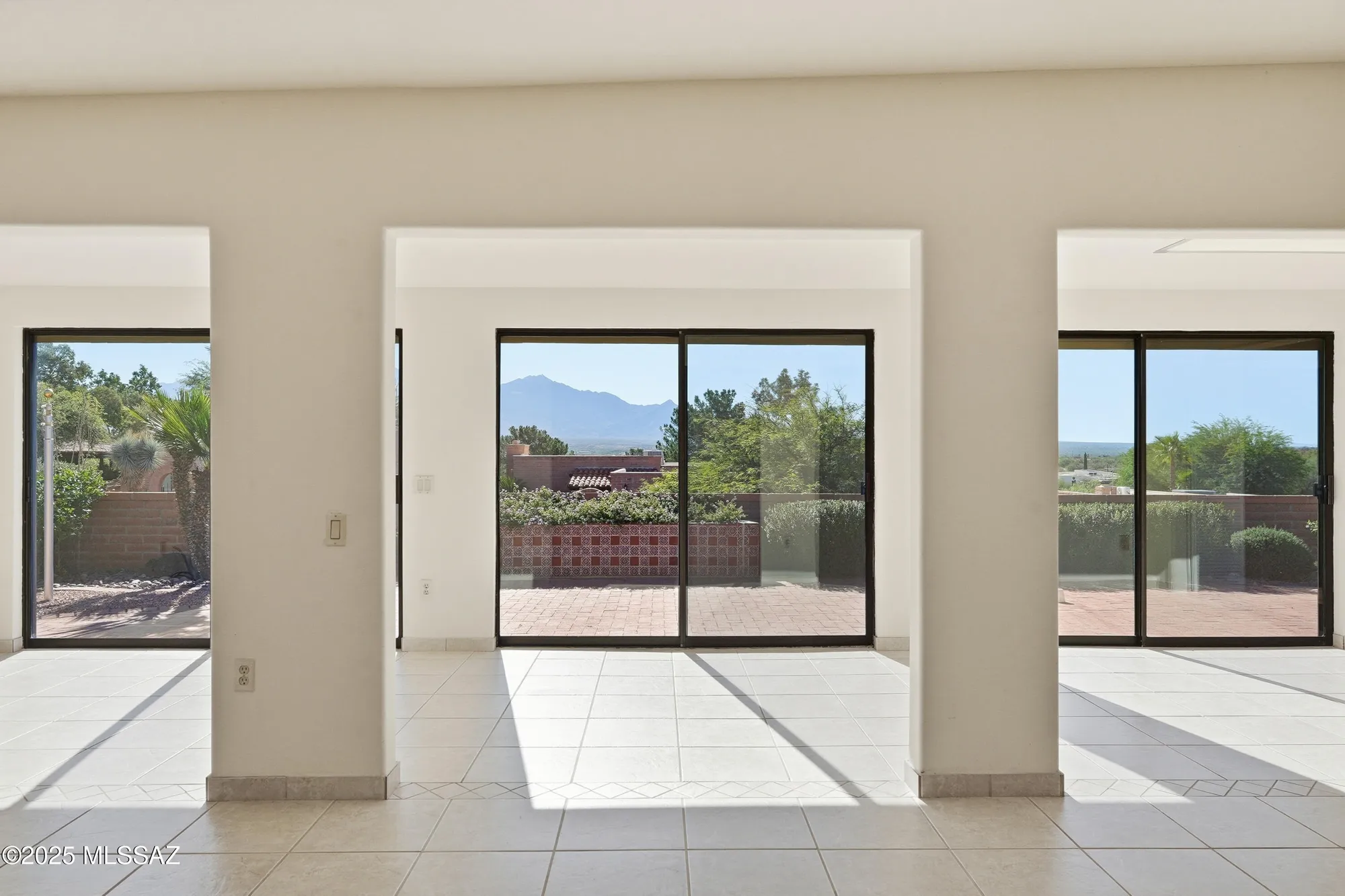 Property Slideshow image 10 of 37 | 751 w desert trl, Green Valley, AZ, 85622