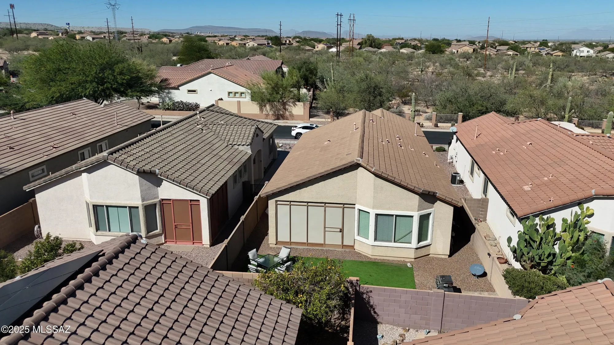 Property Slideshow image 23 of 33 | 467 w calle moncayo, Sahuarita, AZ, 85629