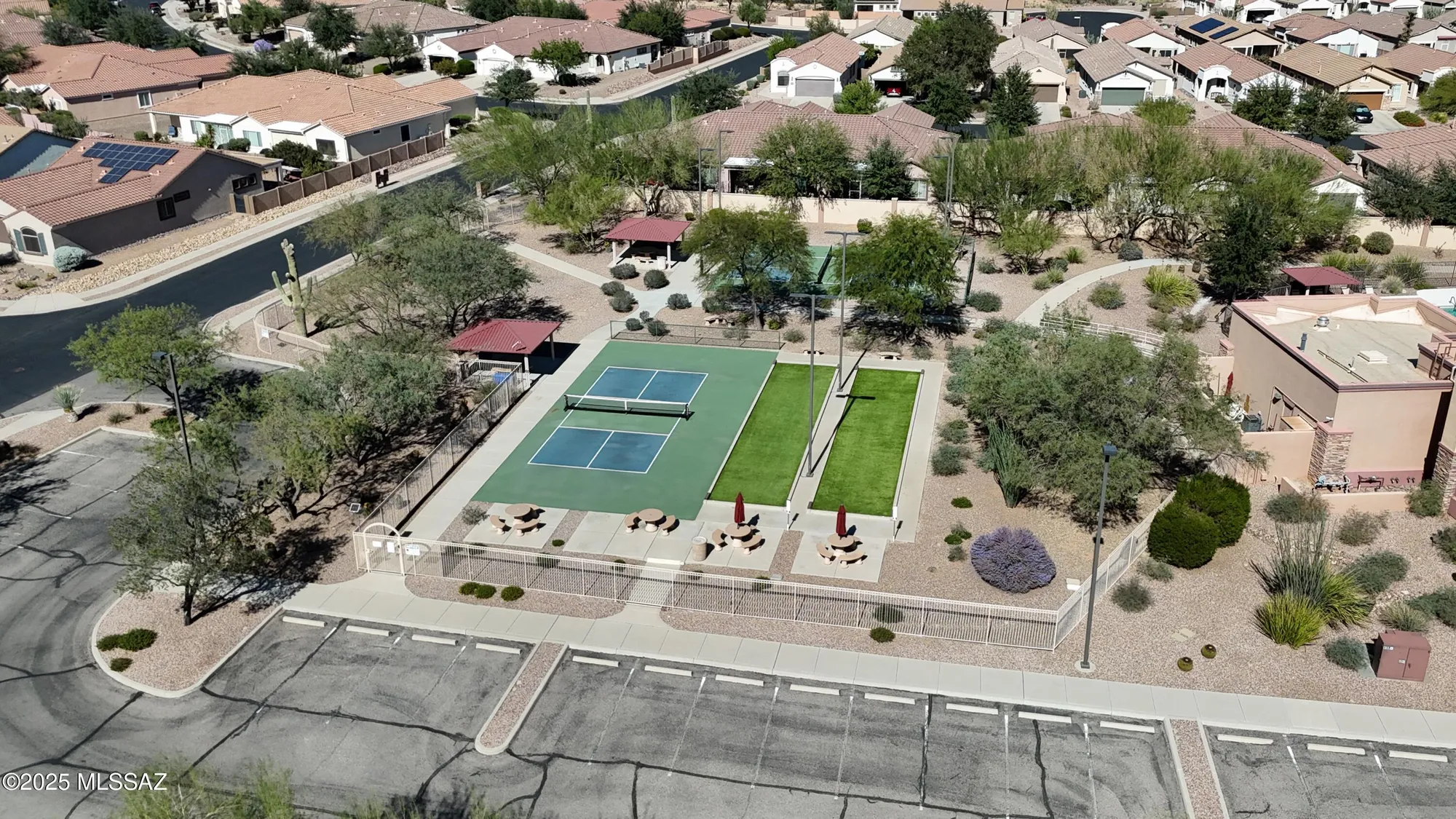 Property Slideshow image 32 of 33 | 467 w calle moncayo, Sahuarita, AZ, 85629