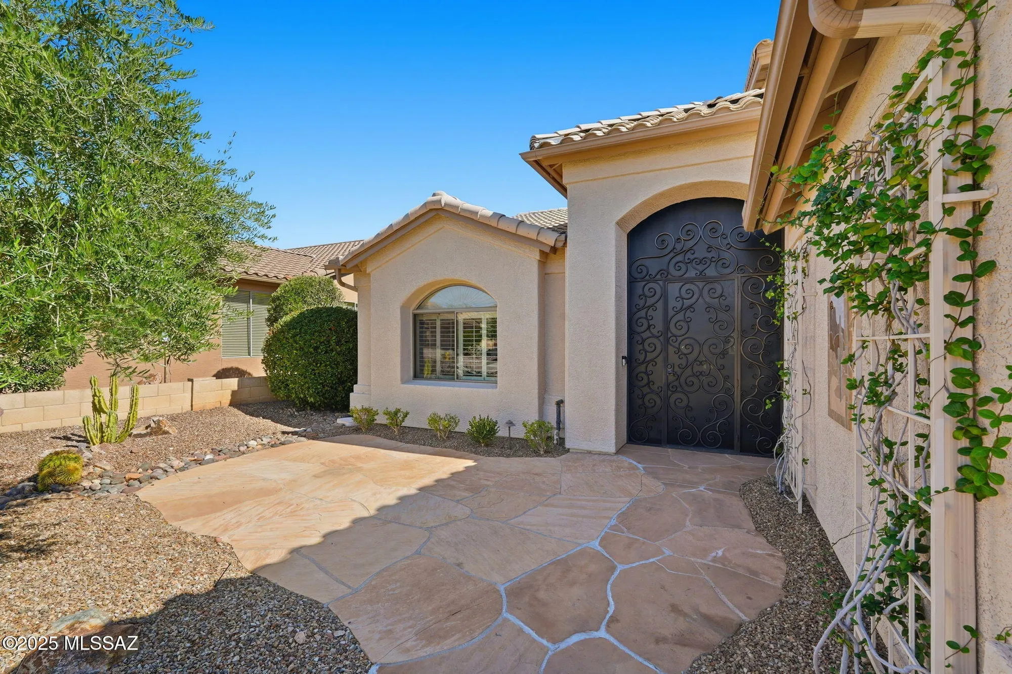 Property Slideshow image 10 of 47 | 37441 s desert sun dr, Saddlebrooke, AZ, 85739