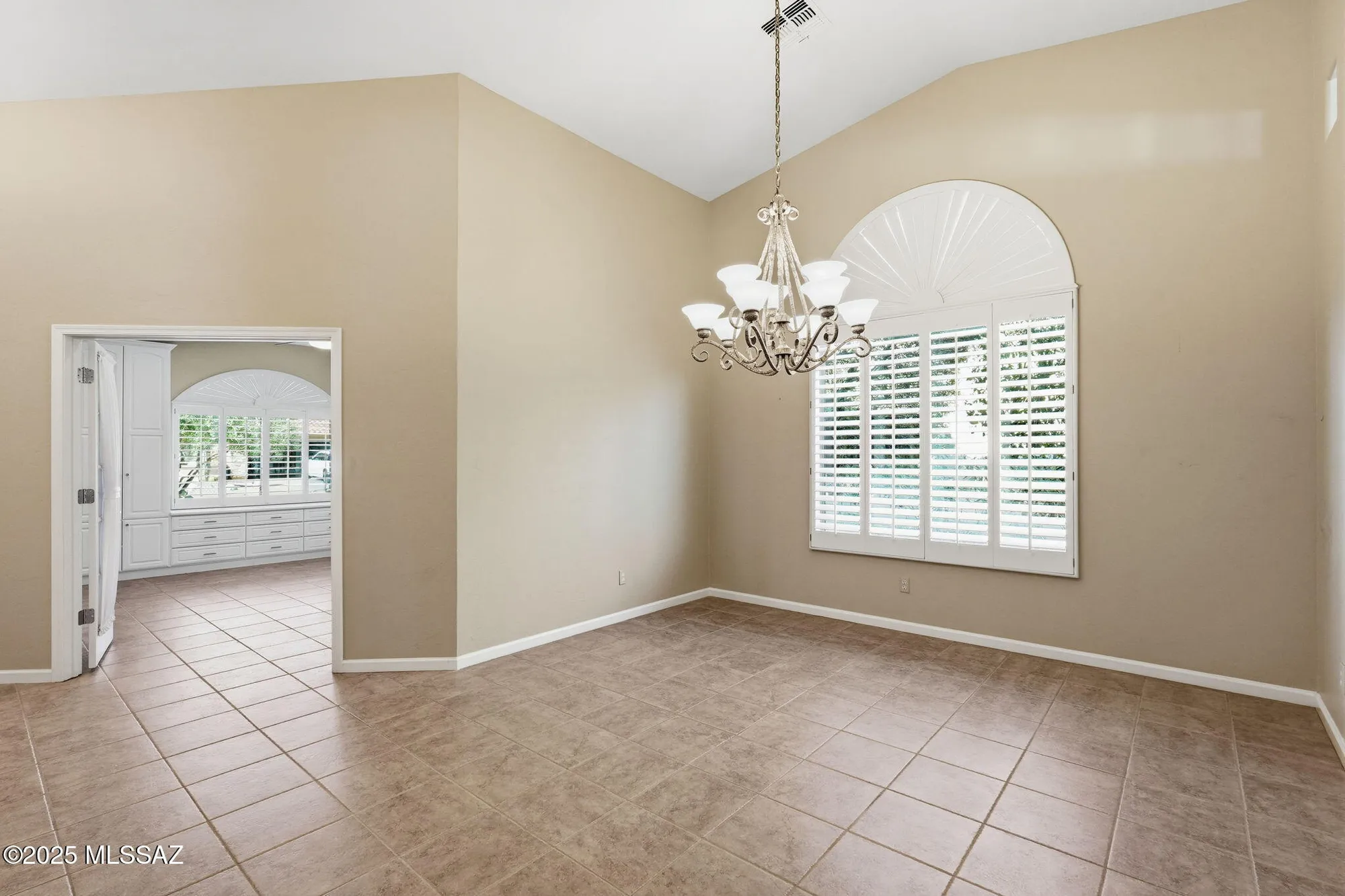 Property Slideshow image 4 of 47 | 37441 s desert sun dr, Saddlebrooke, AZ, 85739