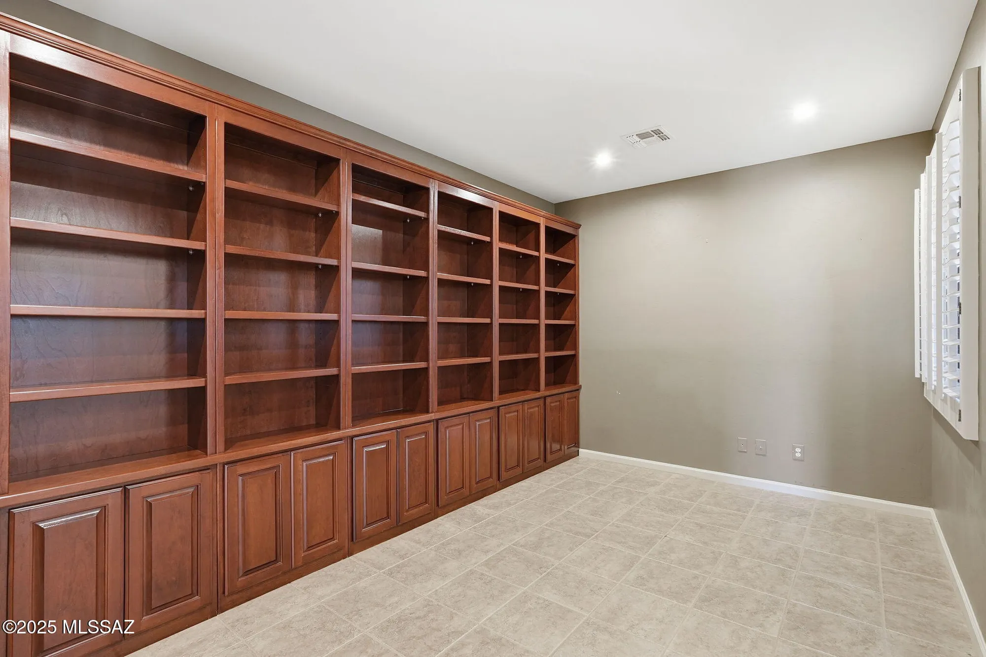 Property Slideshow image 5 of 47 | 37441 s desert sun dr, Saddlebrooke, AZ, 85739