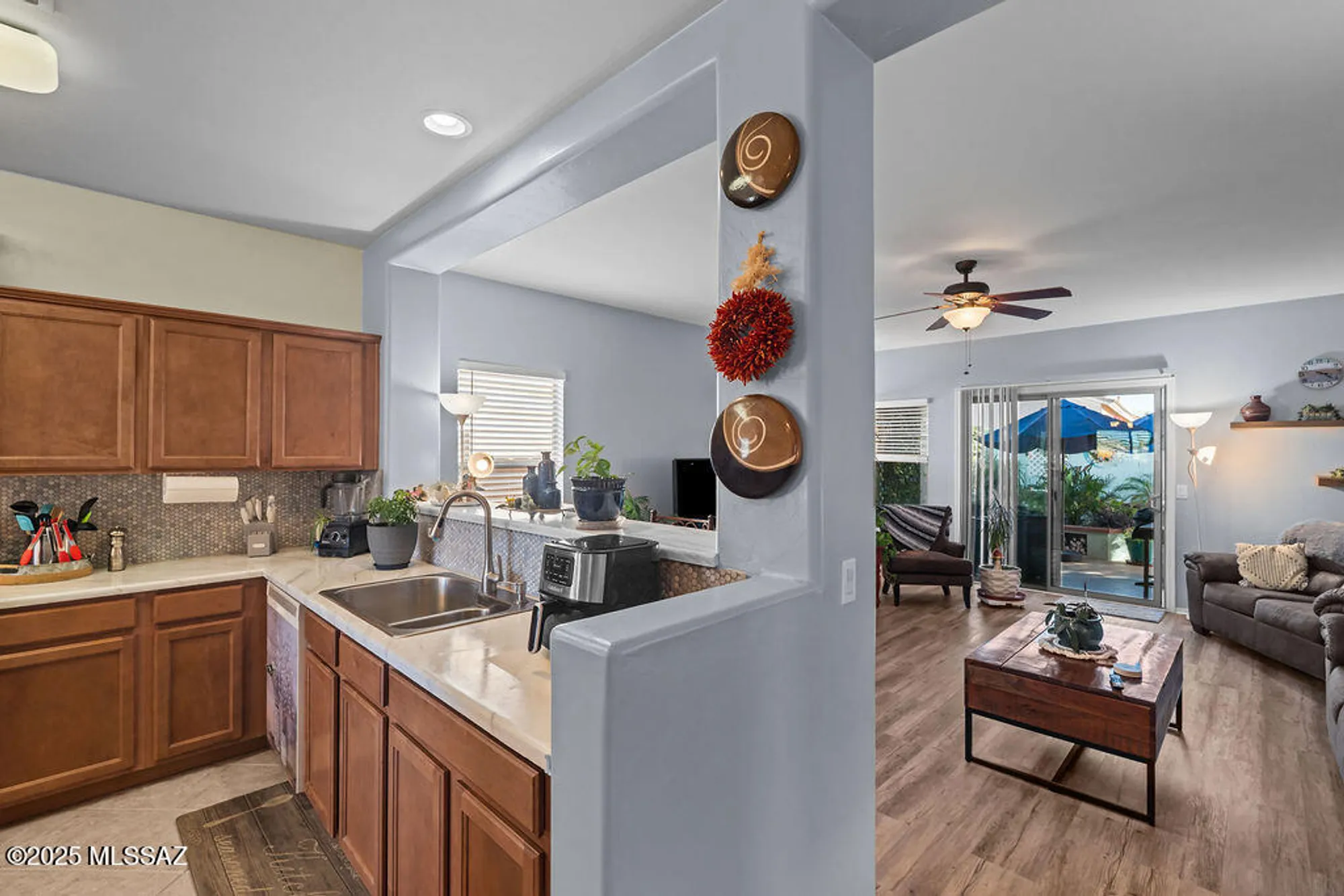 Property Slideshow image 15 of 47 | 1303 w calle luis maria, Sahuarita, AZ, 85629