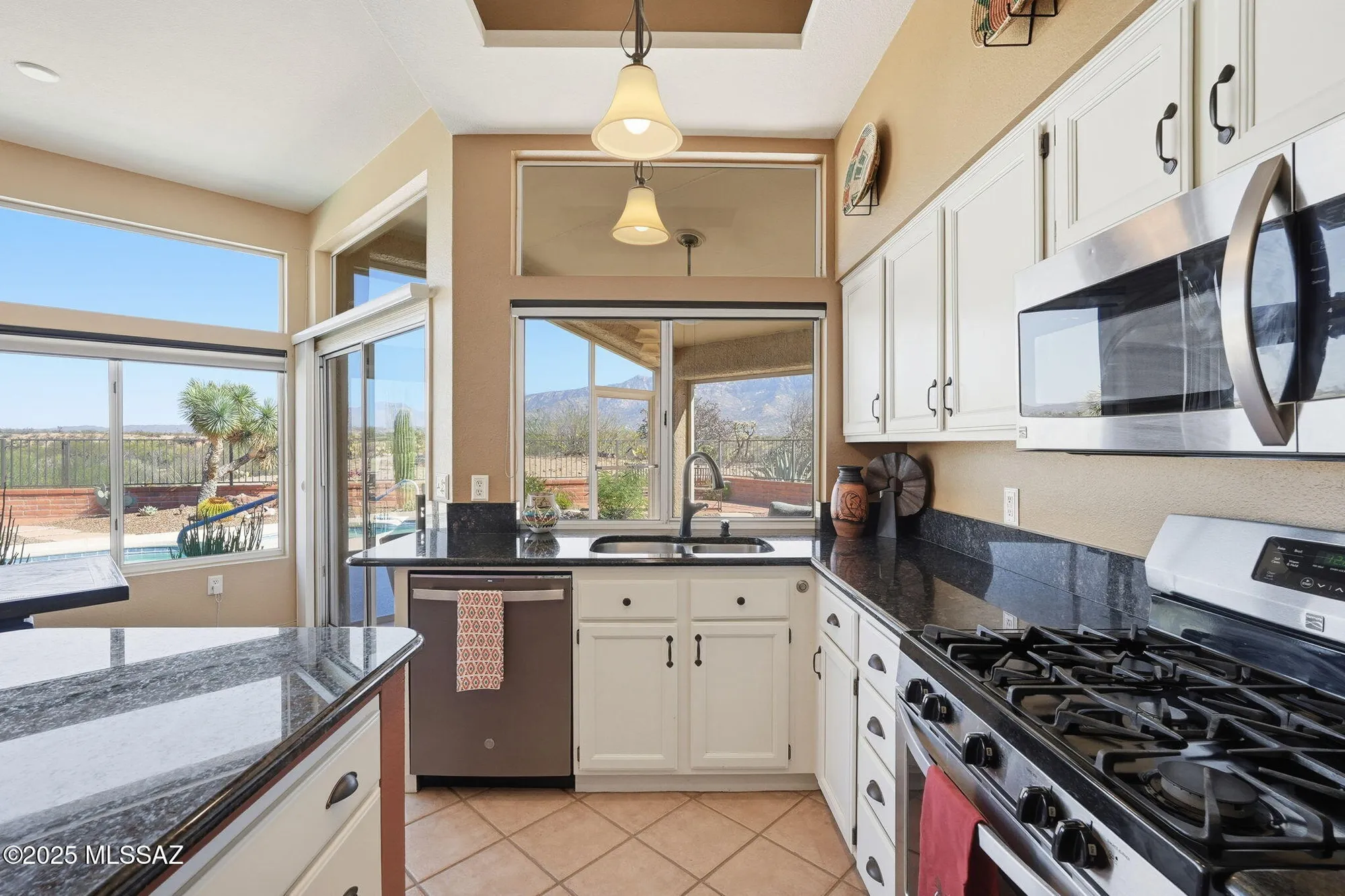 Property Slideshow image 23 of 50 | 14390 n carissa dr, Oro Valley, AZ, 85755
