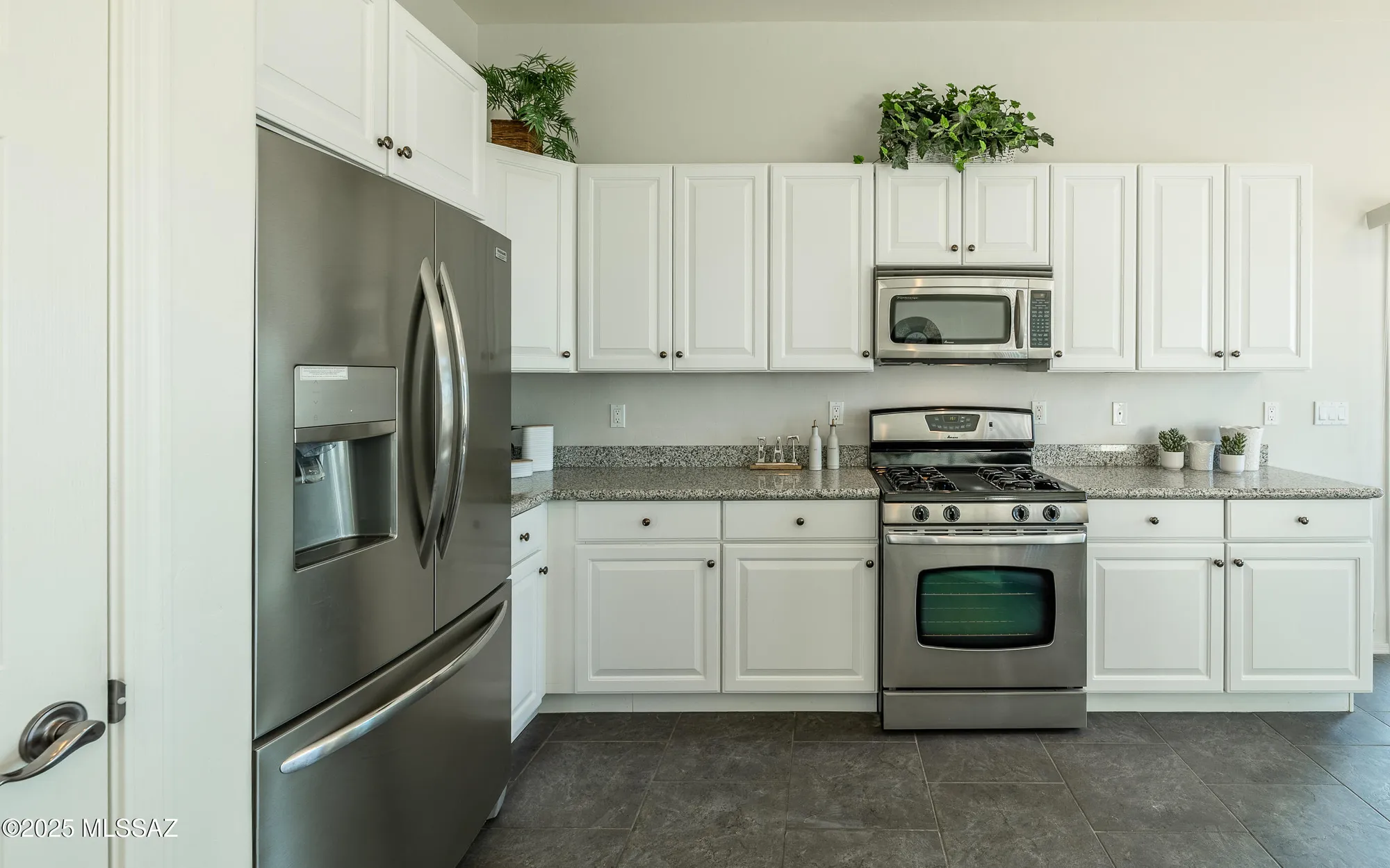 Property Slideshow image 20 of 48 | 13597 n buckhorn cholla dr, Marana, AZ, 85658