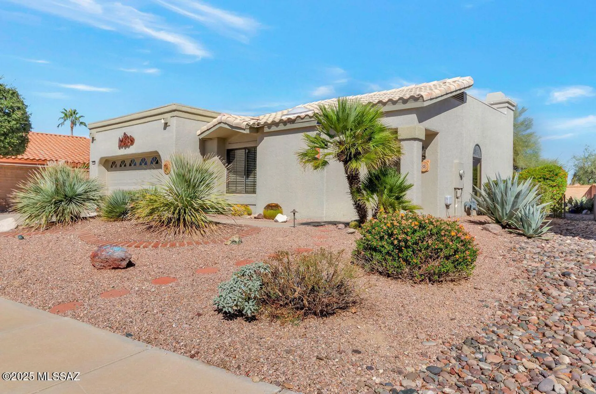 Property Slideshow image 34 of 41 | 1735 e broken bow way, Oro Valley, AZ, 85755