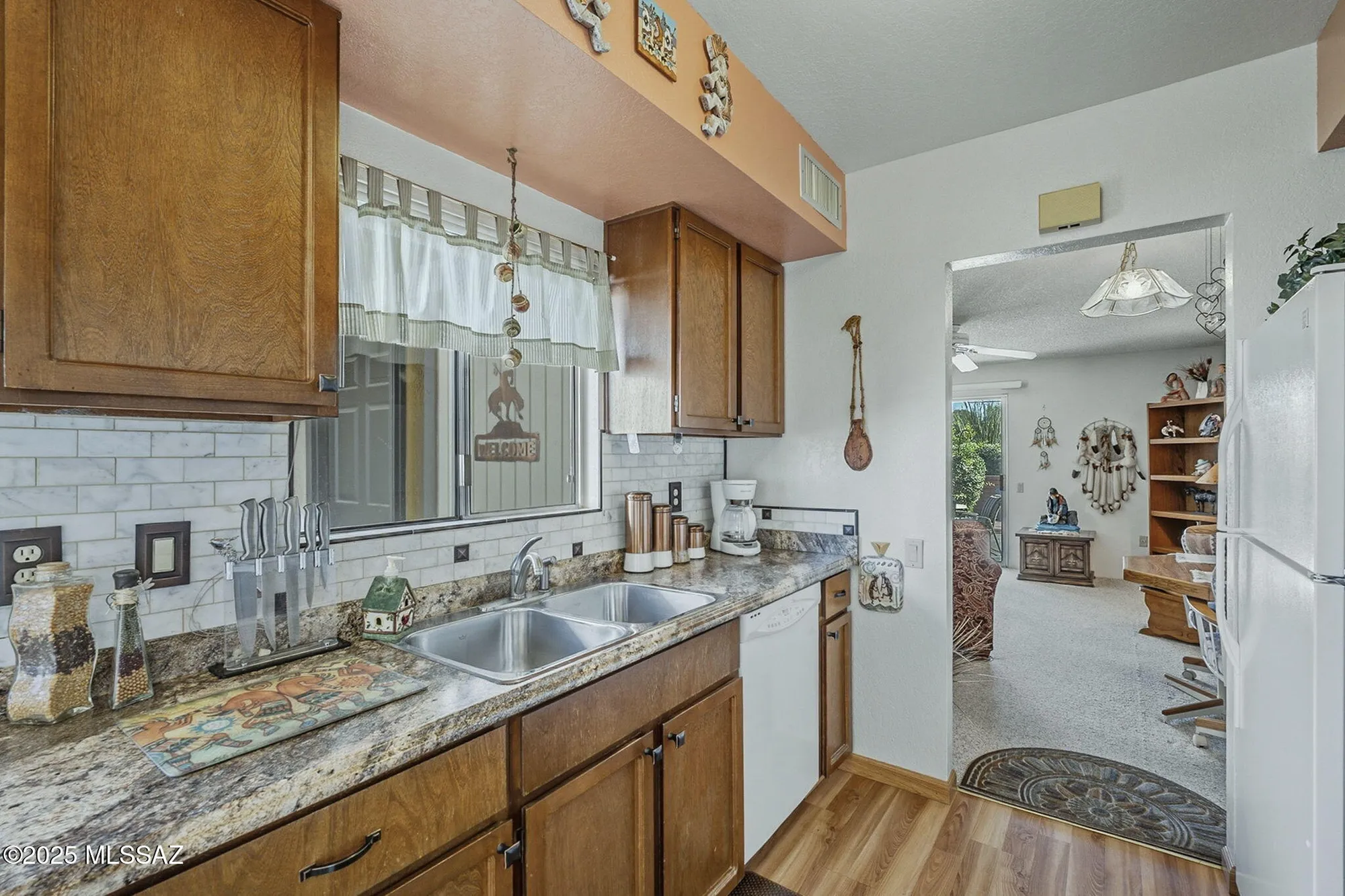 Property Slideshow image 12 of 35 | 1319 s desert meadows cir, Green Valley, AZ, 85614