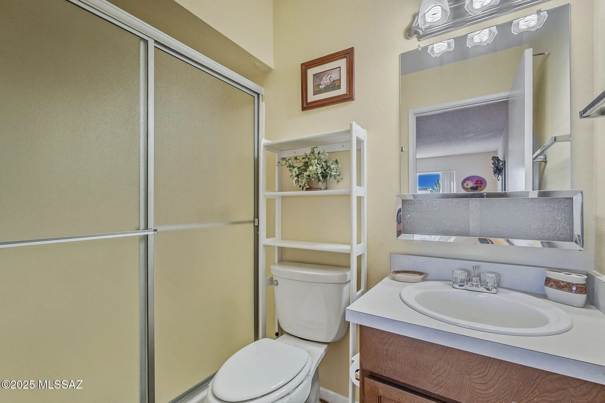 Property Slideshow image 21 of 35 | 1319 s desert meadows cir, Green Valley, AZ, 85614