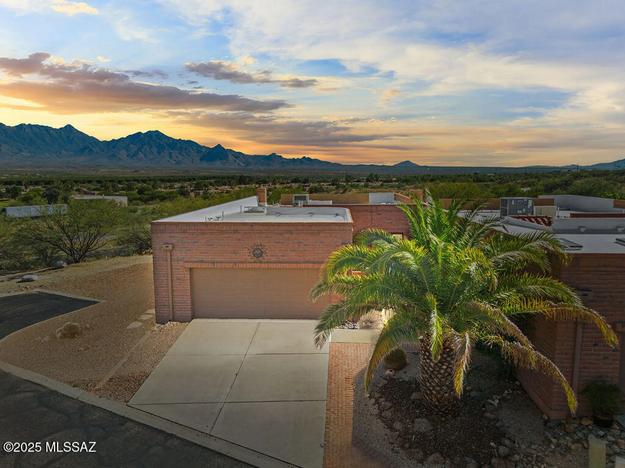 Property Slideshow image 3 of 46 | 1001 w calle de pitahaya, Green Valley, AZ, 85622