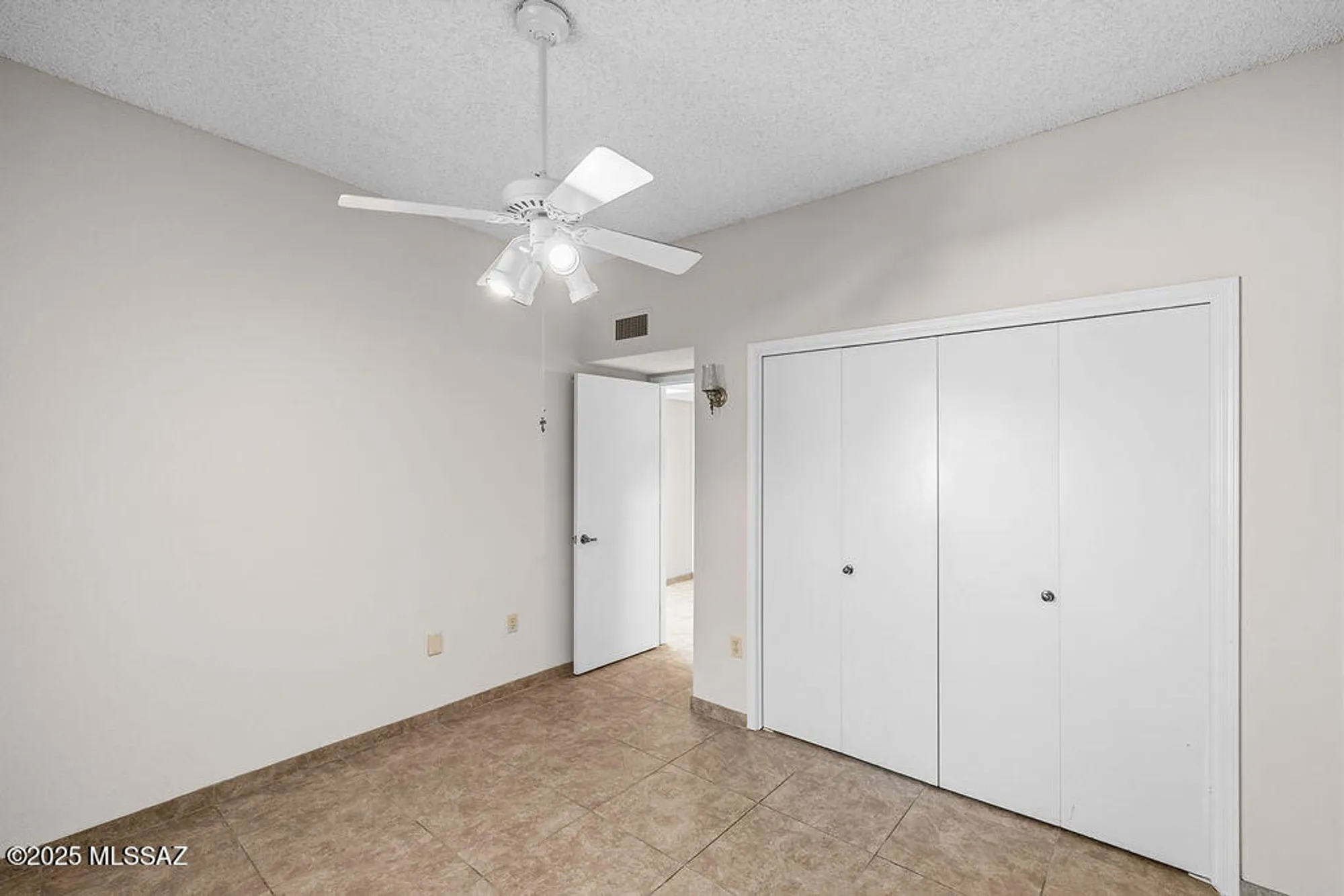 Property Slideshow image 31 of 46 | 1001 w calle de pitahaya, Green Valley, AZ, 85622