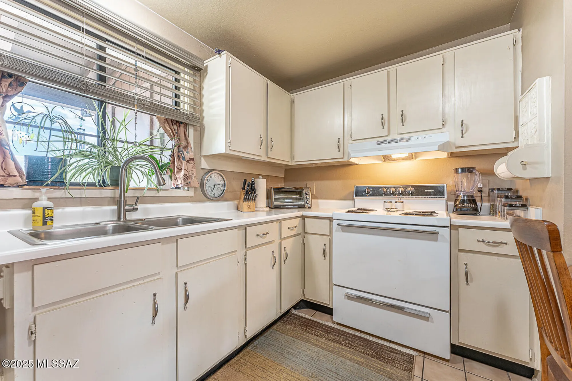 Property Slideshow image 13 of 26 | 189 s paseo pena c, Green Valley, AZ, 85614