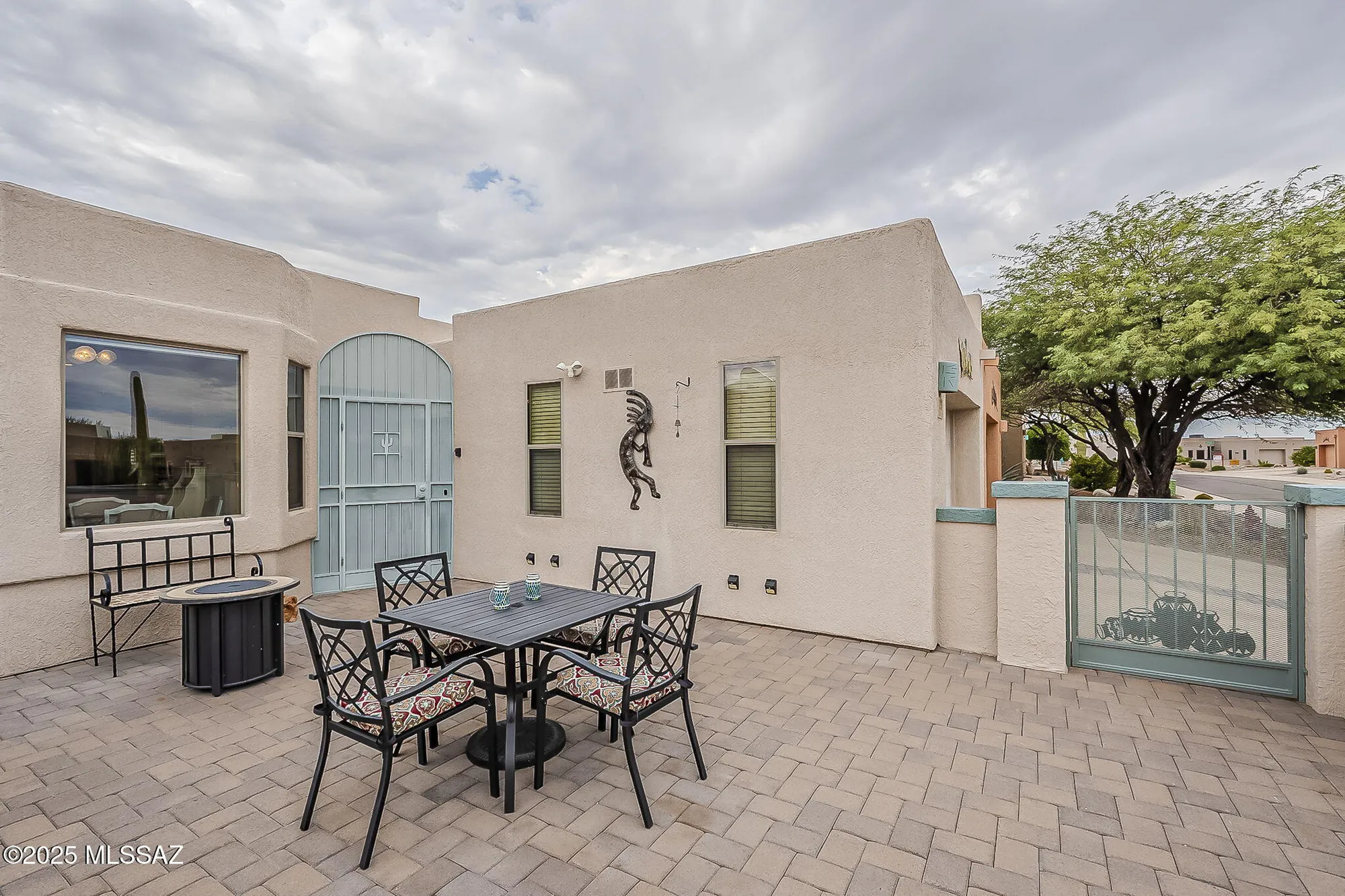 Property Slideshow image 4 of 26 | 235 n running spring dr, Green Valley, AZ, 85614