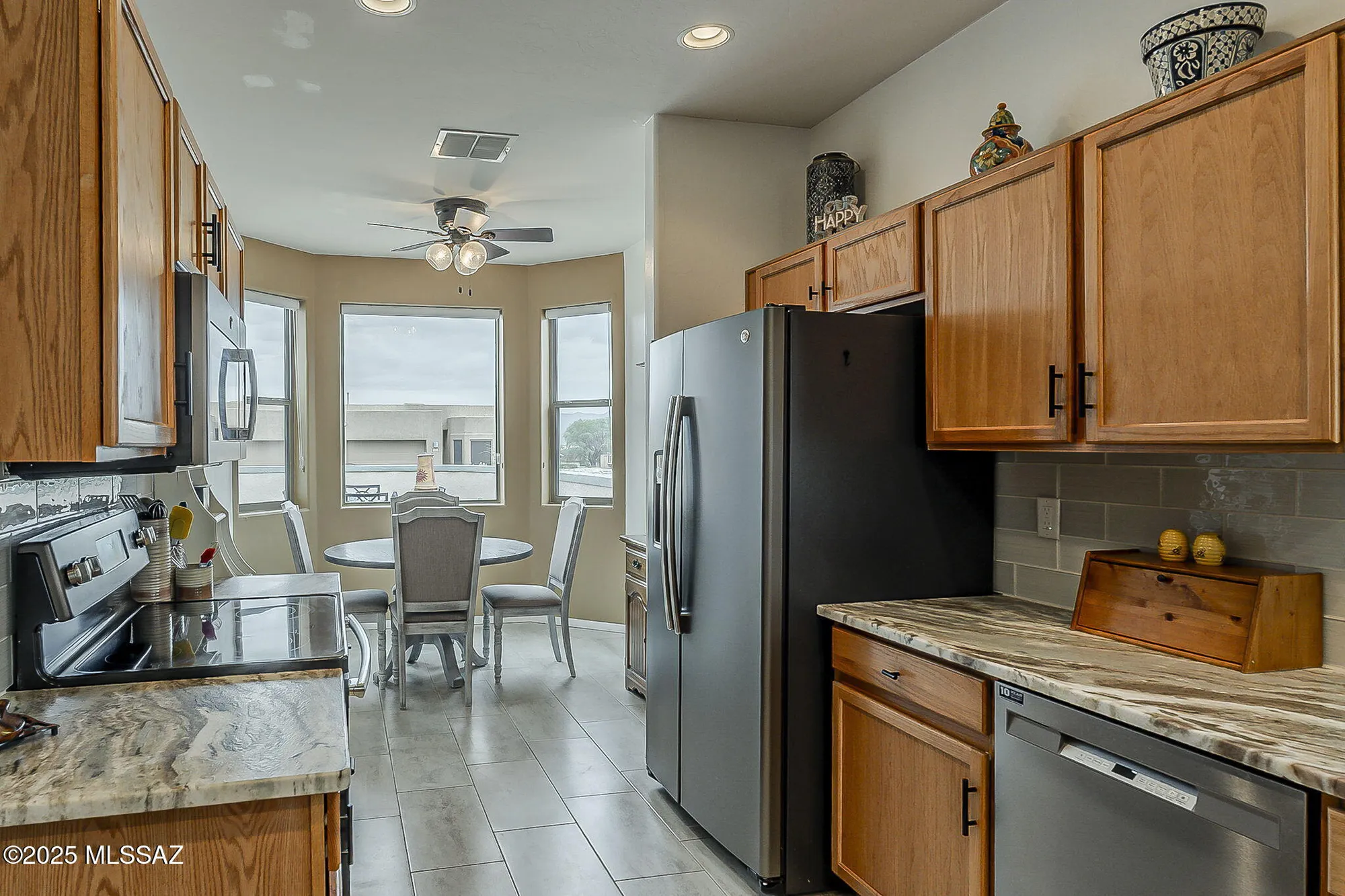 Property Slideshow image 11 of 26 | 235 n running spring dr, Green Valley, AZ, 85614