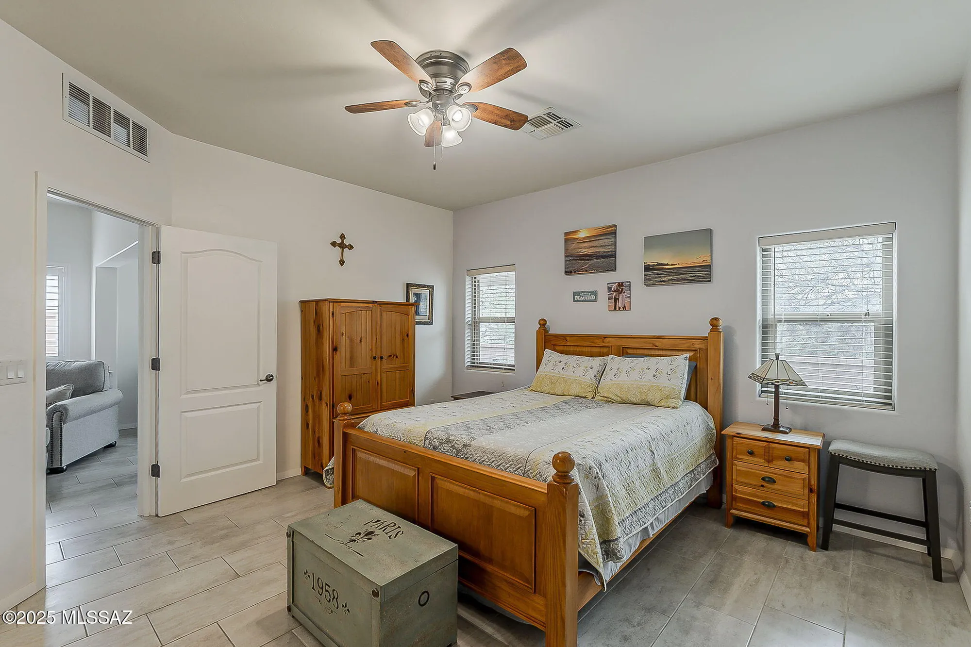 Property Slideshow image 14 of 26 | 235 n running spring dr, Green Valley, AZ, 85614