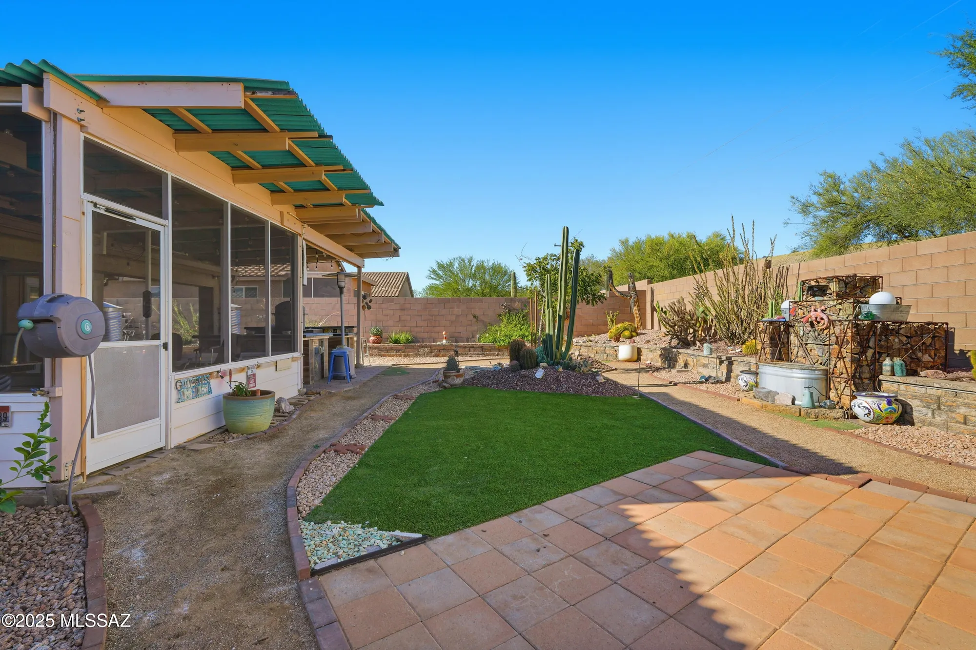 Property Slideshow image 39 of 43 | 760 w rio teras, Green Valley, AZ, 85614