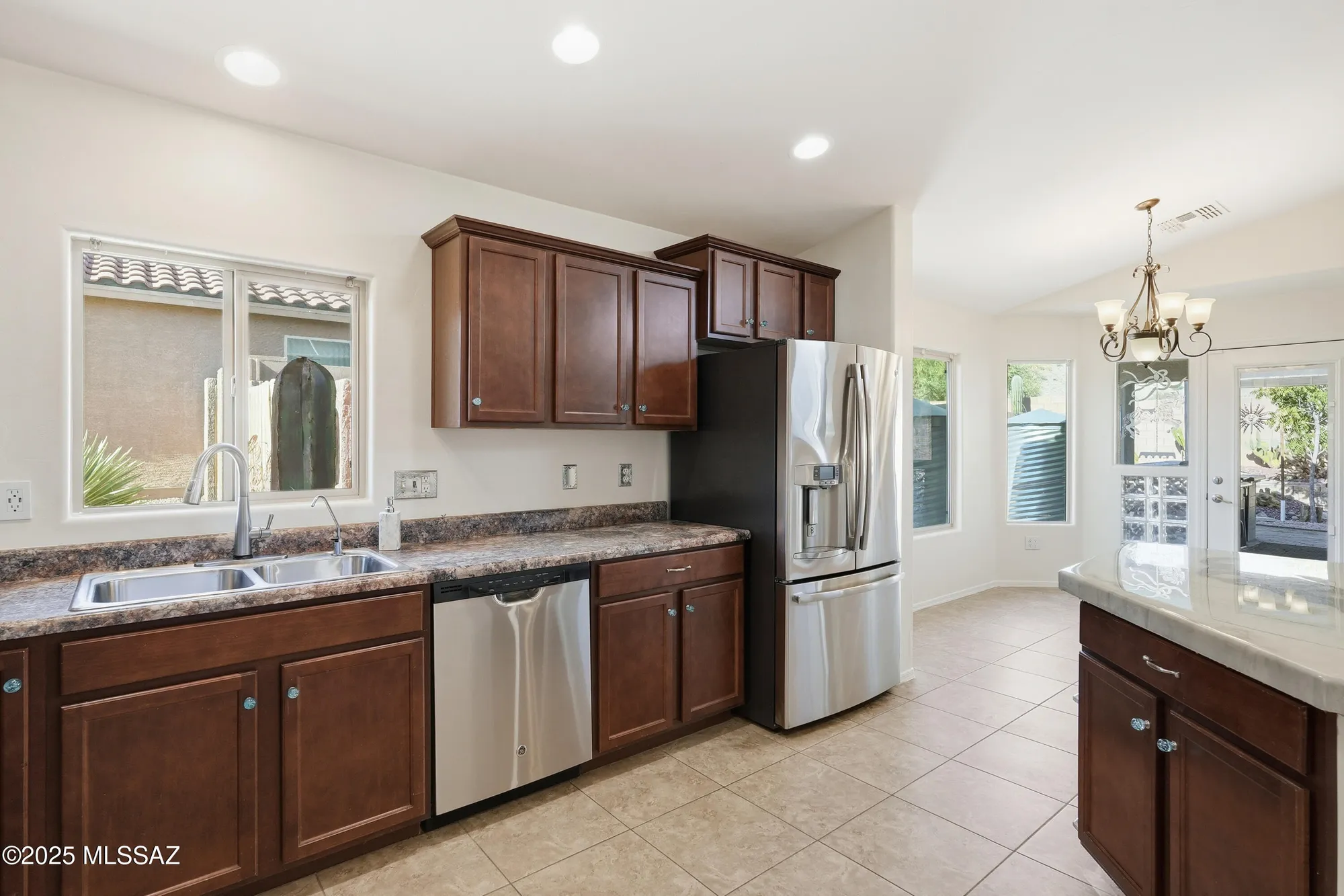 Property Slideshow image 7 of 43 | 760 w rio teras, Green Valley, AZ, 85614