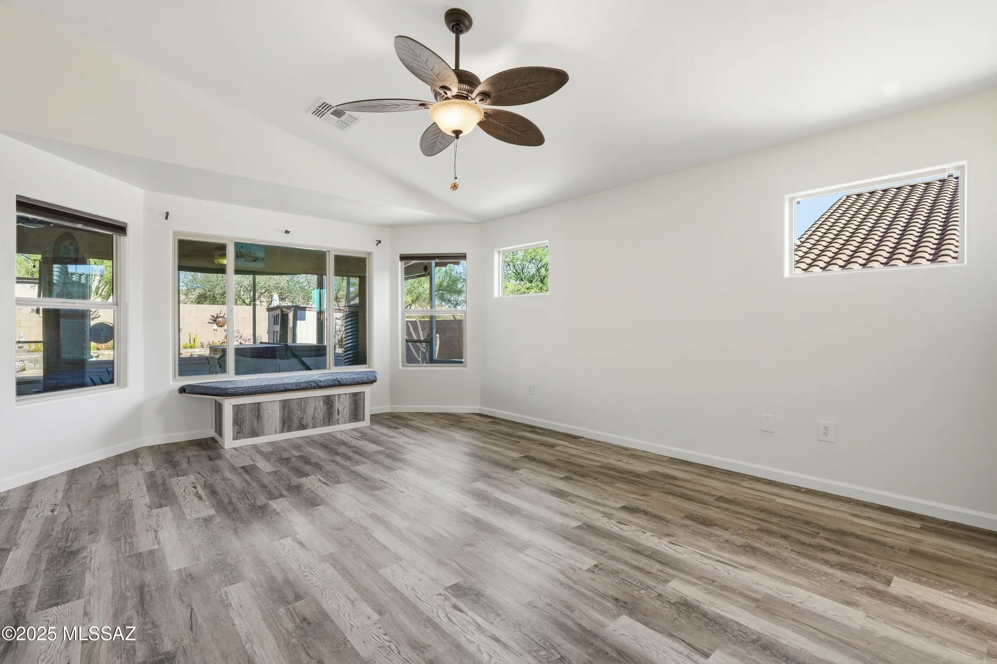 Property Slideshow image 10 of 43 | 760 w rio teras, Green Valley, AZ, 85614