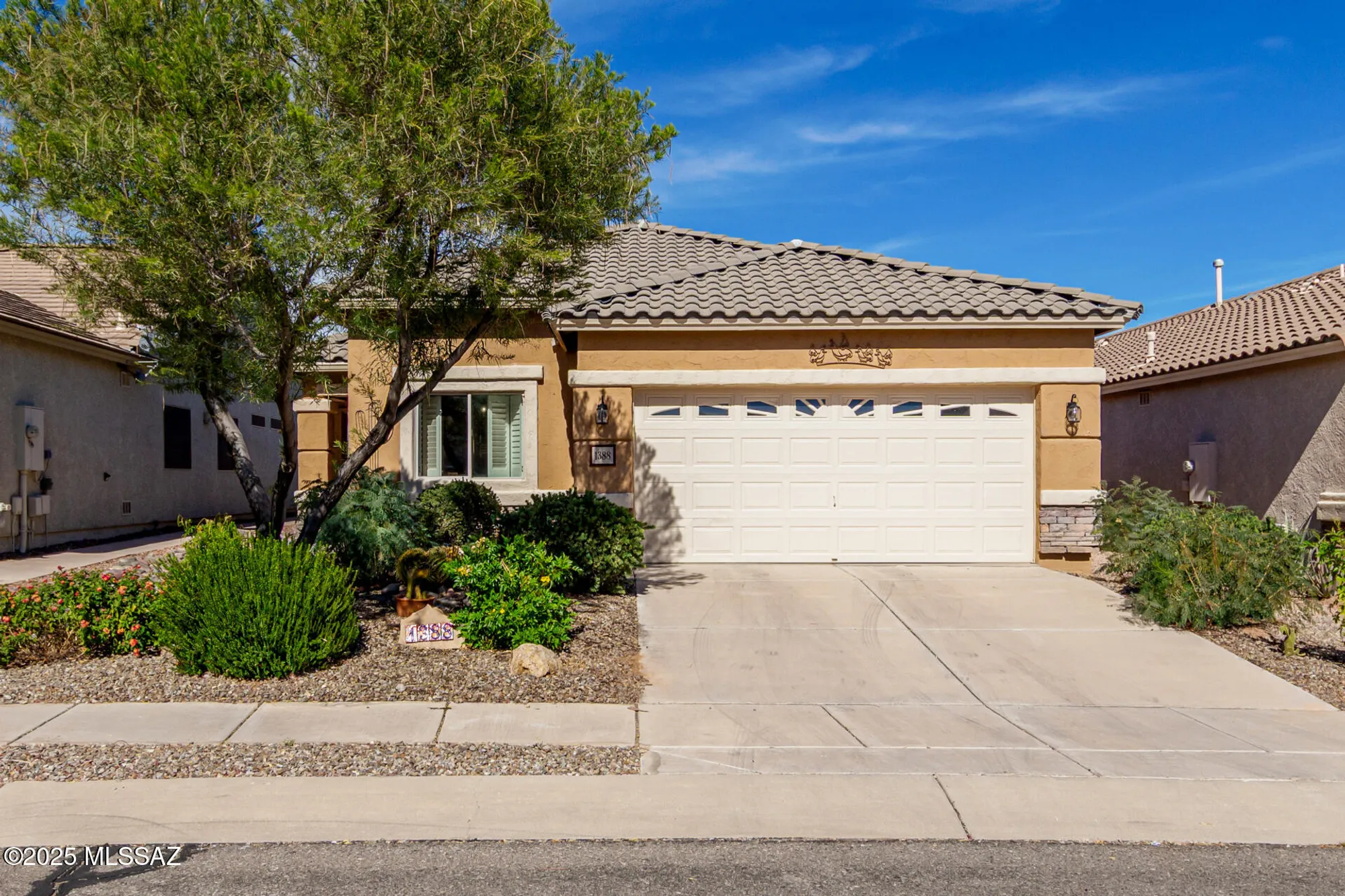 Property Slideshow image 1 of 43 | 1388 w camino buenos aires, Sahuarita, AZ, 85629