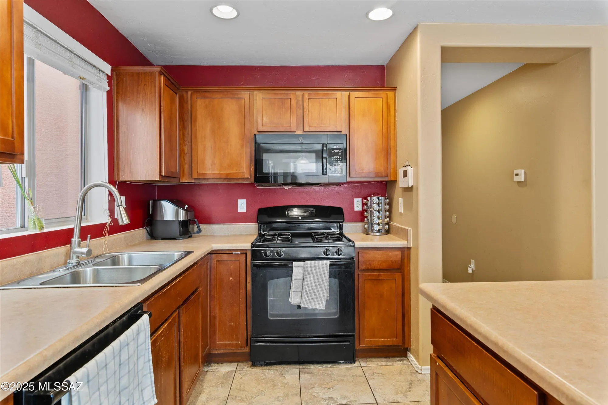 Property Slideshow image 8 of 41 | 14372 s camino el galan, Sahuarita, AZ, 85629