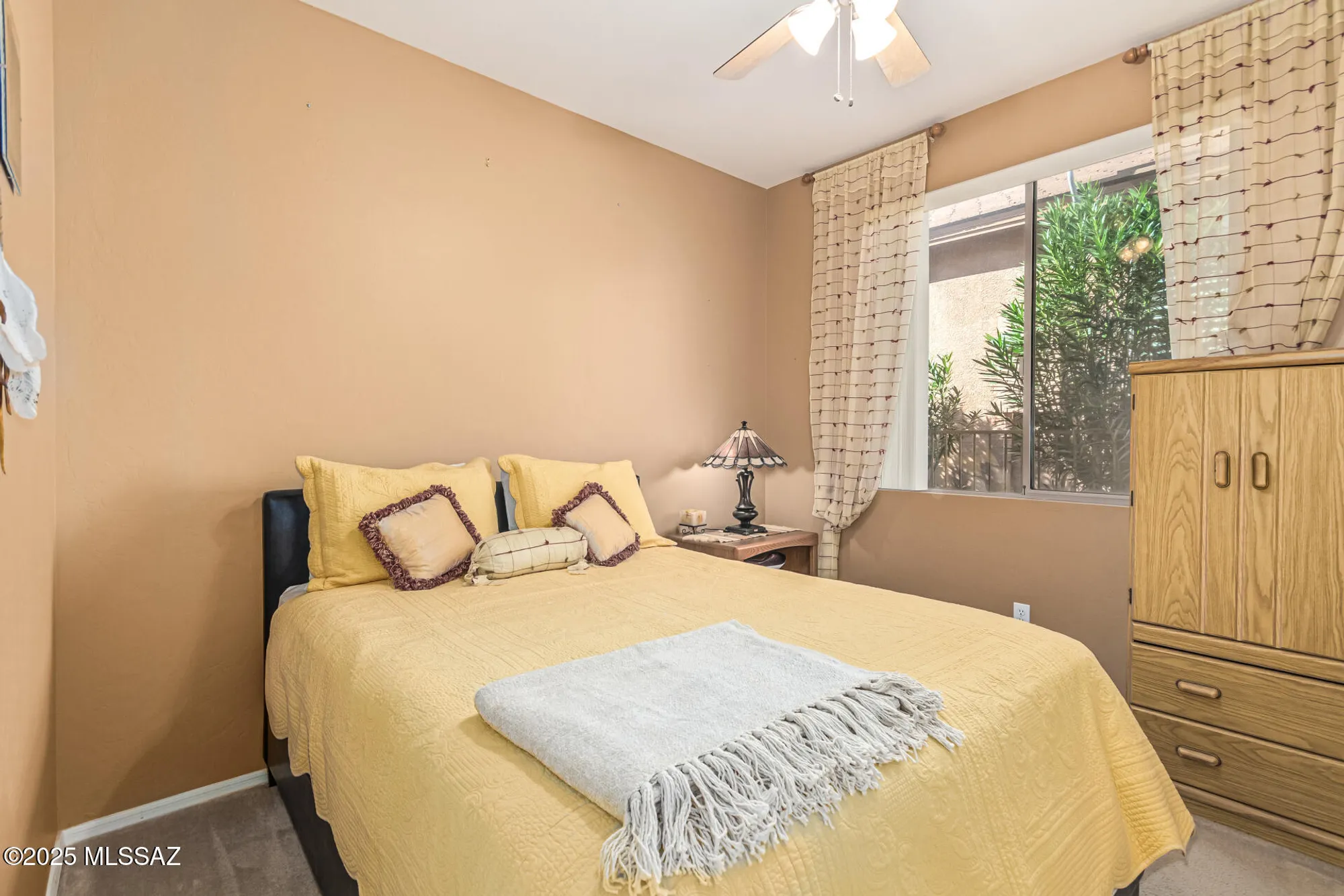 Property Slideshow image 20 of 36 | 423 w chardin dr, Green Valley, AZ, 85614