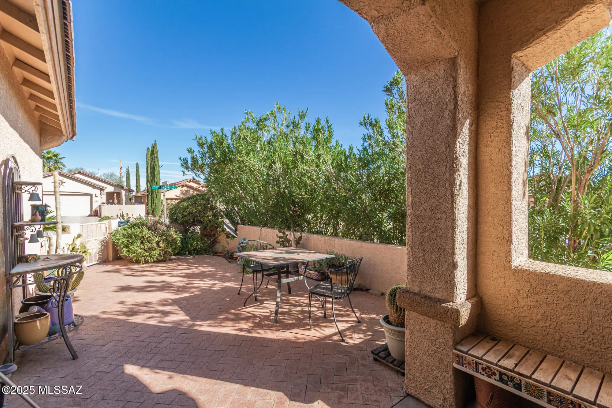 Property Slideshow image 6 of 36 | 423 w chardin dr, Green Valley, AZ, 85614