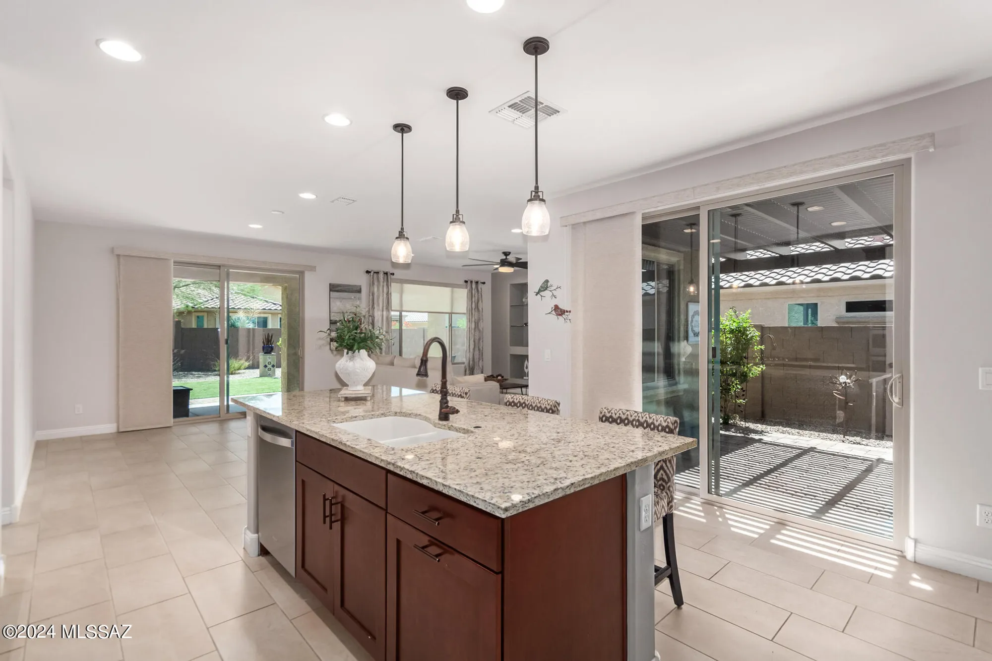 Property Slideshow image 10 of 35 | 6925 w tanner trl, Marana, AZ, 85658