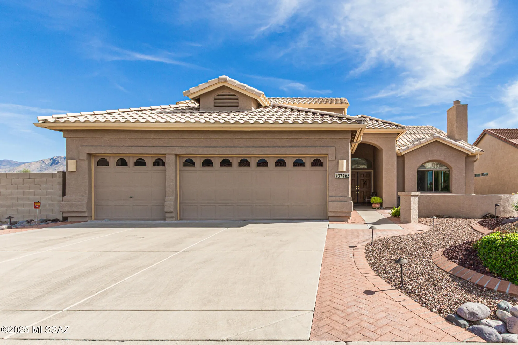 Property Slideshow image 4 of 47 | 37765 s boulder wind dr, Saddlebrooke, AZ, 85739