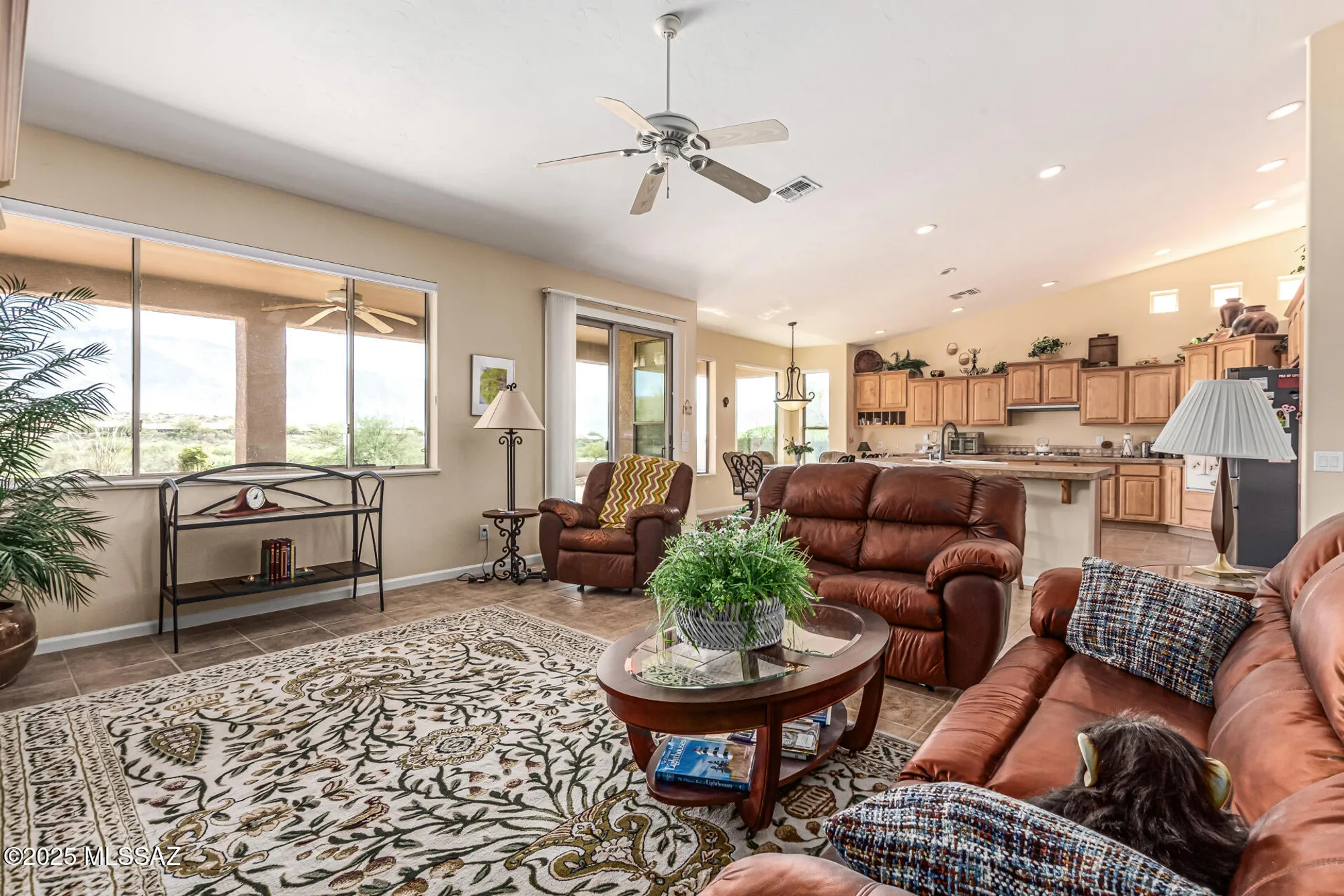 Property Slideshow image 22 of 47 | 37765 s boulder wind dr, Saddlebrooke, AZ, 85739