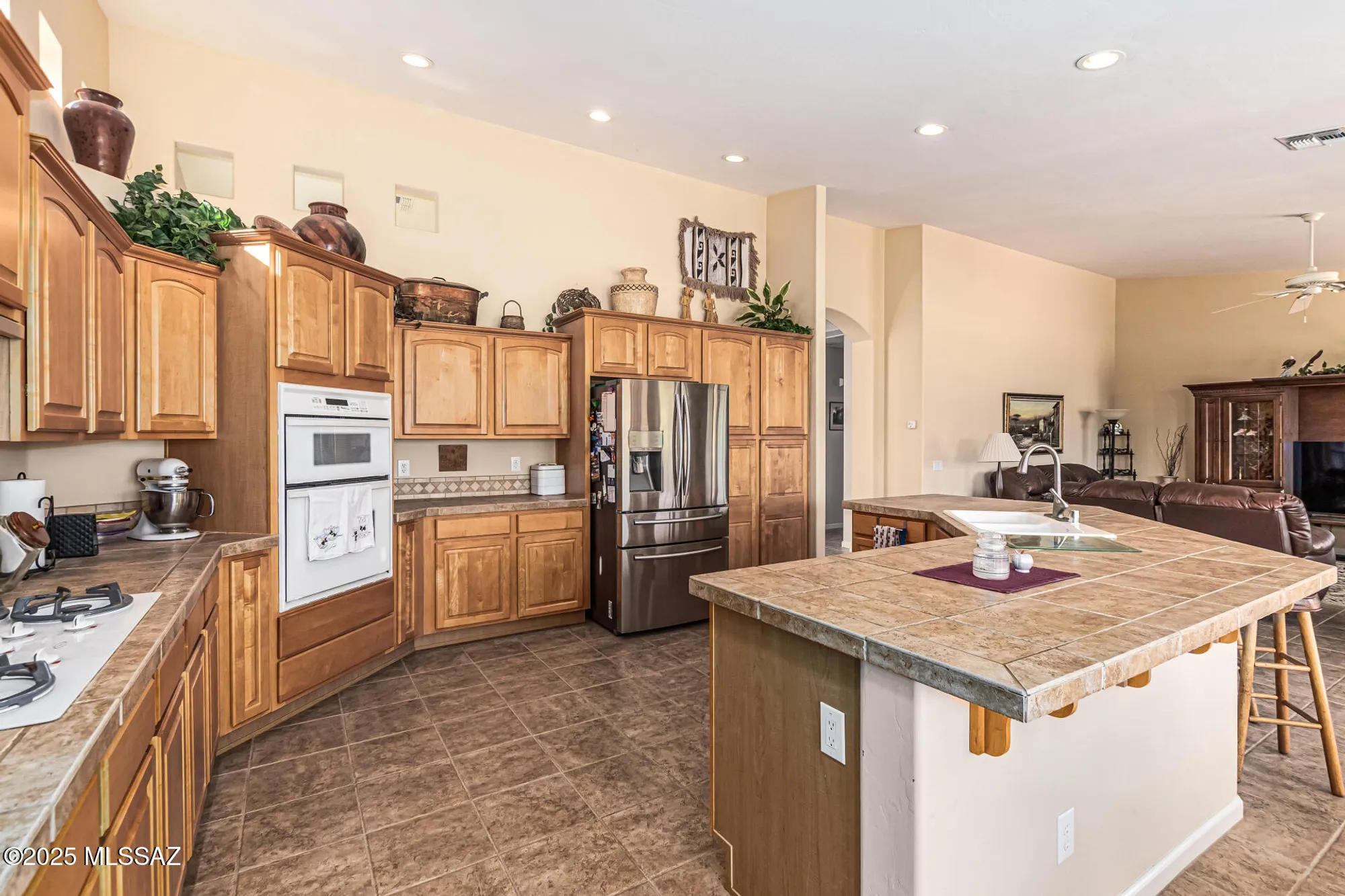 Property Slideshow image 28 of 47 | 37765 s boulder wind dr, Saddlebrooke, AZ, 85739