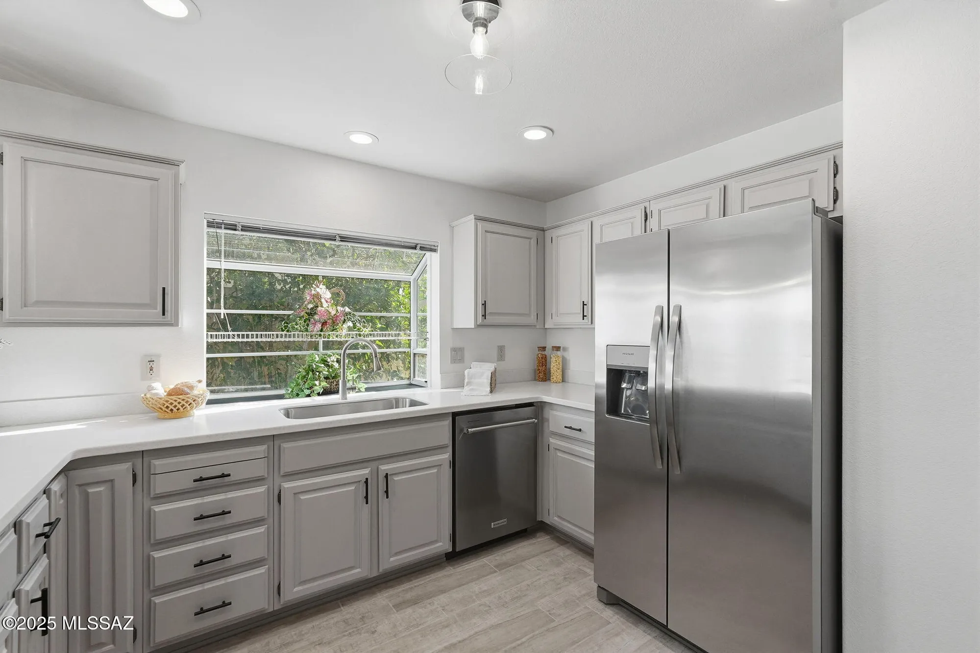 Property Slideshow image 8 of 46 | 64384 e round robin ln, Tucson, AZ, 85739