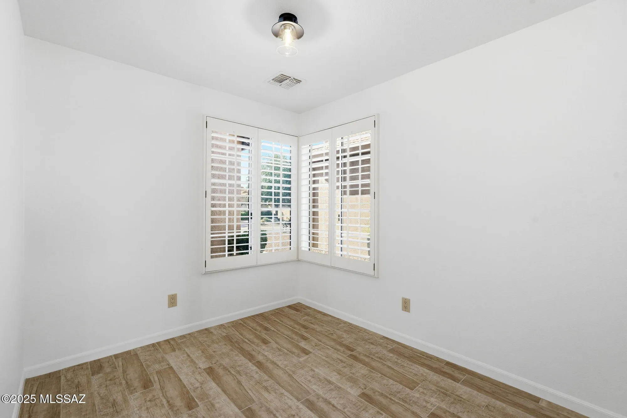 Property Slideshow image 31 of 46 | 64384 e round robin ln, Tucson, AZ, 85739