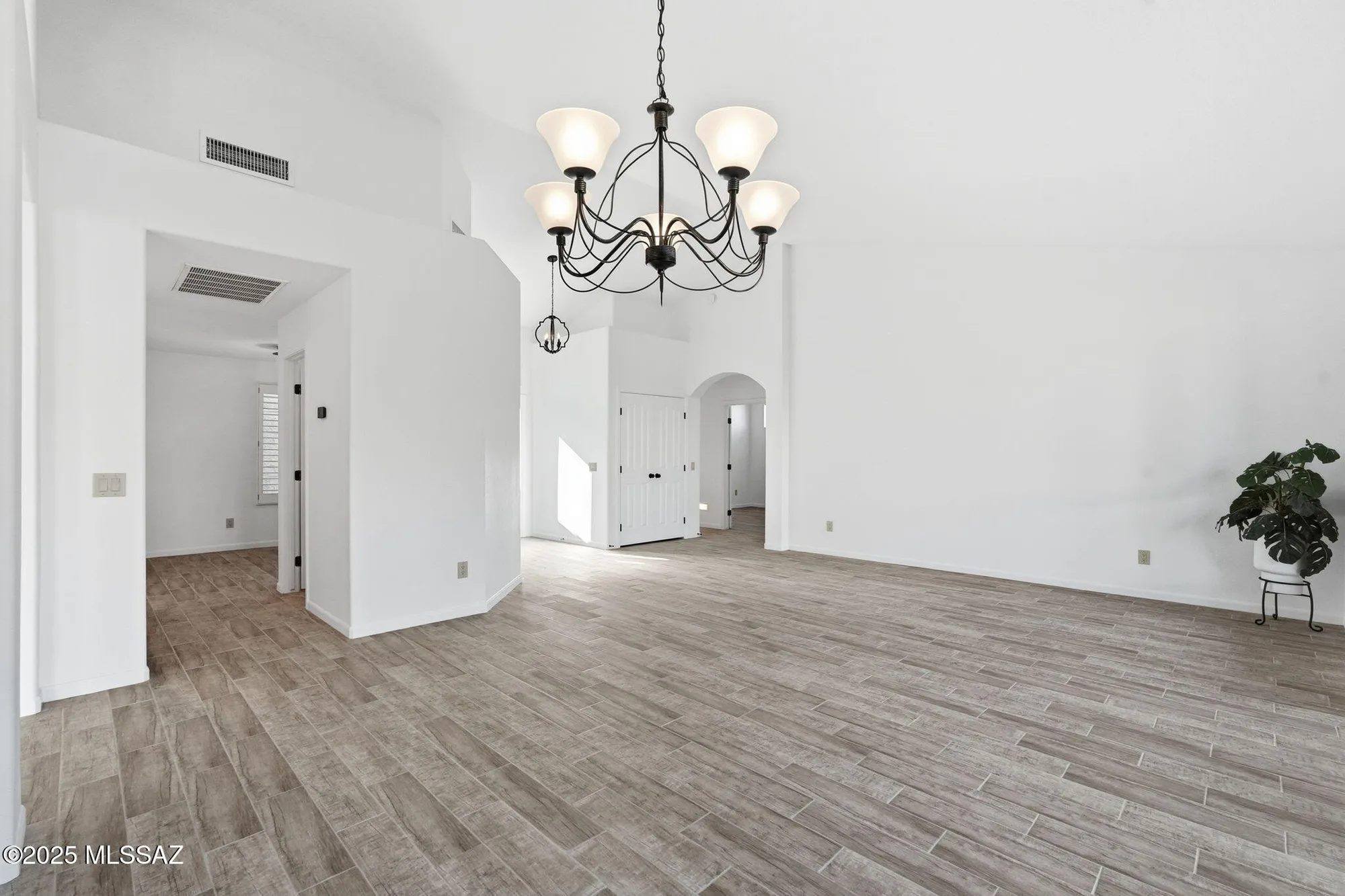 Property Slideshow image 19 of 46 | 64384 e round robin ln, Tucson, AZ, 85739