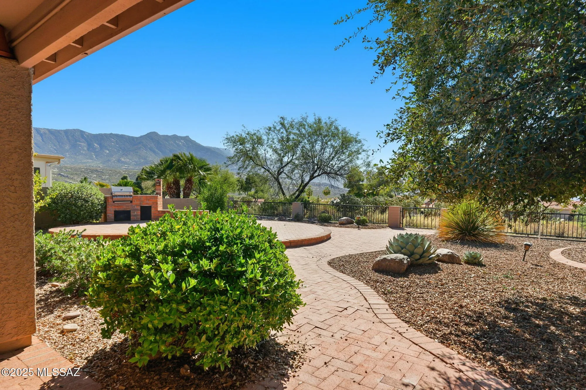 Property Slideshow image 30 of 35 | 65427 e brassie dr, Tucson, AZ, 85739