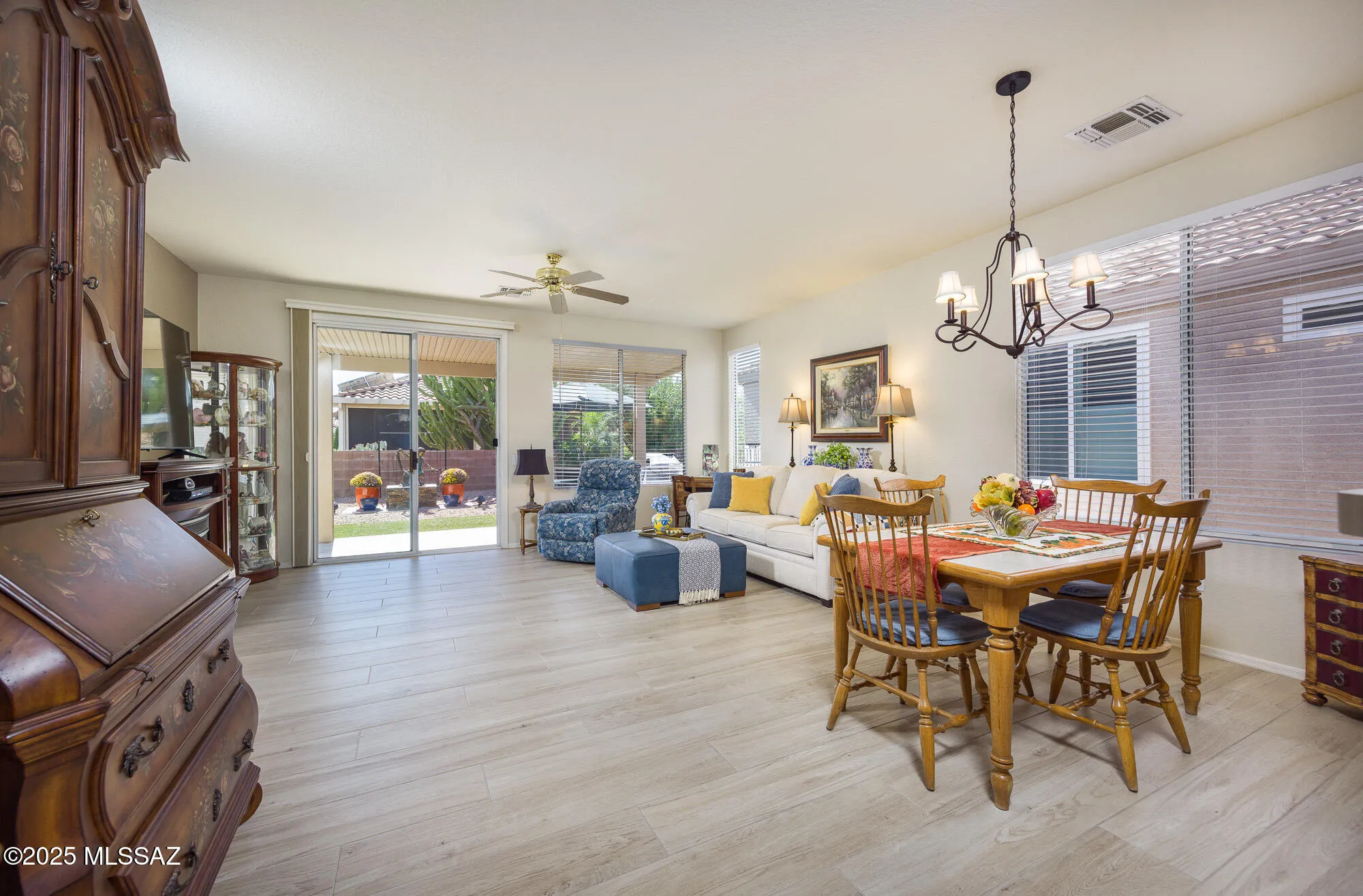 Property Slideshow image 3 of 26 | 7715 w starry night ln, Tucson, AZ, 85743