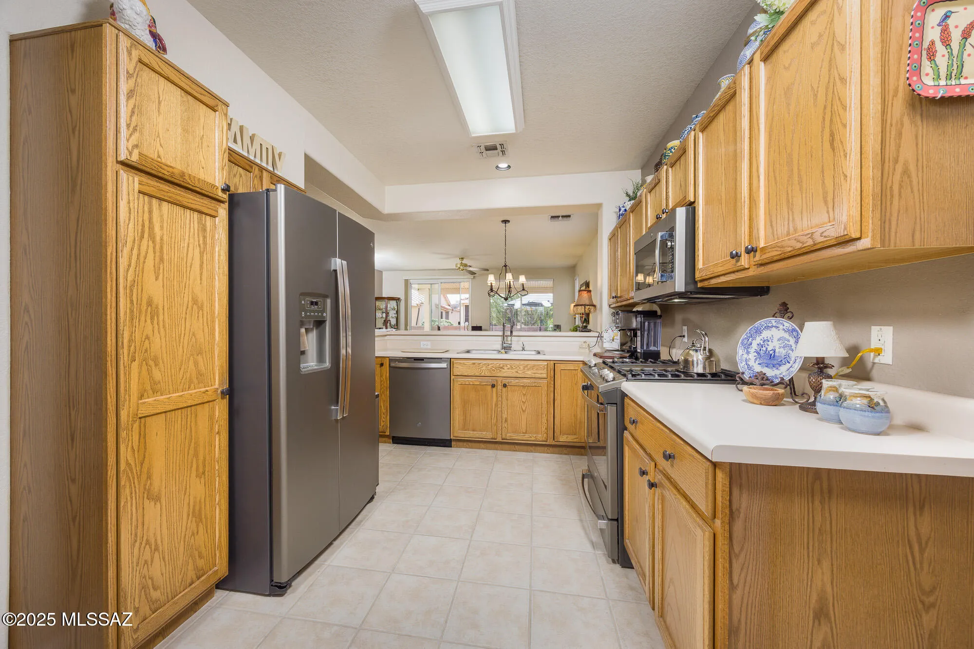 Property Slideshow image 9 of 26 | 7715 w starry night ln, Tucson, AZ, 85743