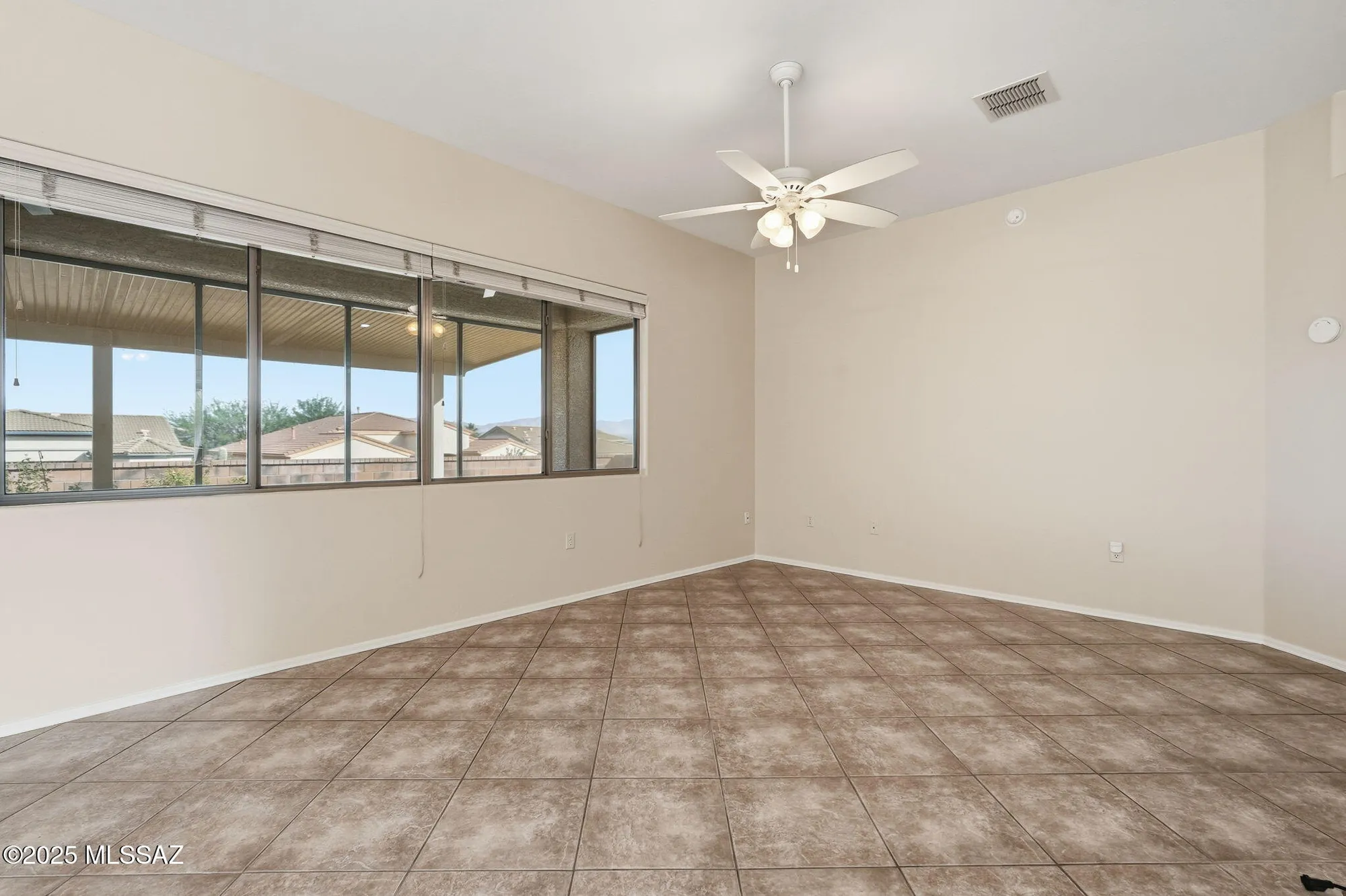 Property Slideshow image 12 of 47 | 88 n cedar crest dr, Green Valley, AZ, 85614