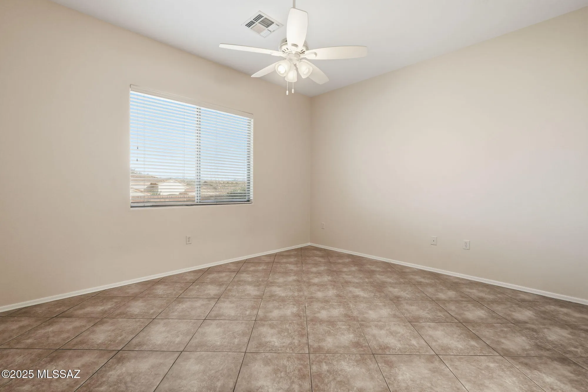 Property Slideshow image 29 of 47 | 88 n cedar crest dr, Green Valley, AZ, 85614