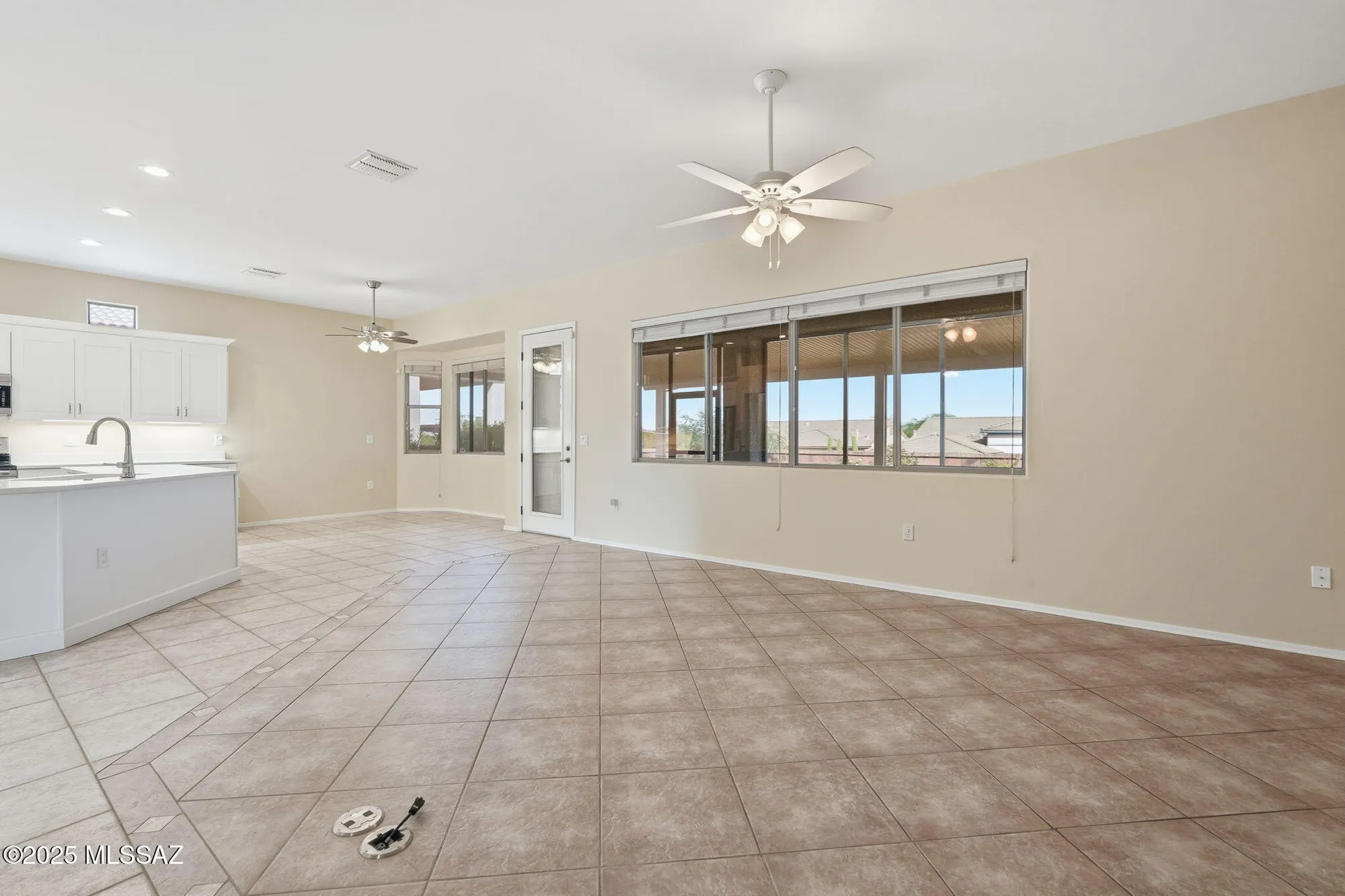 Property Slideshow image 9 of 47 | 88 n cedar crest dr, Green Valley, AZ, 85614