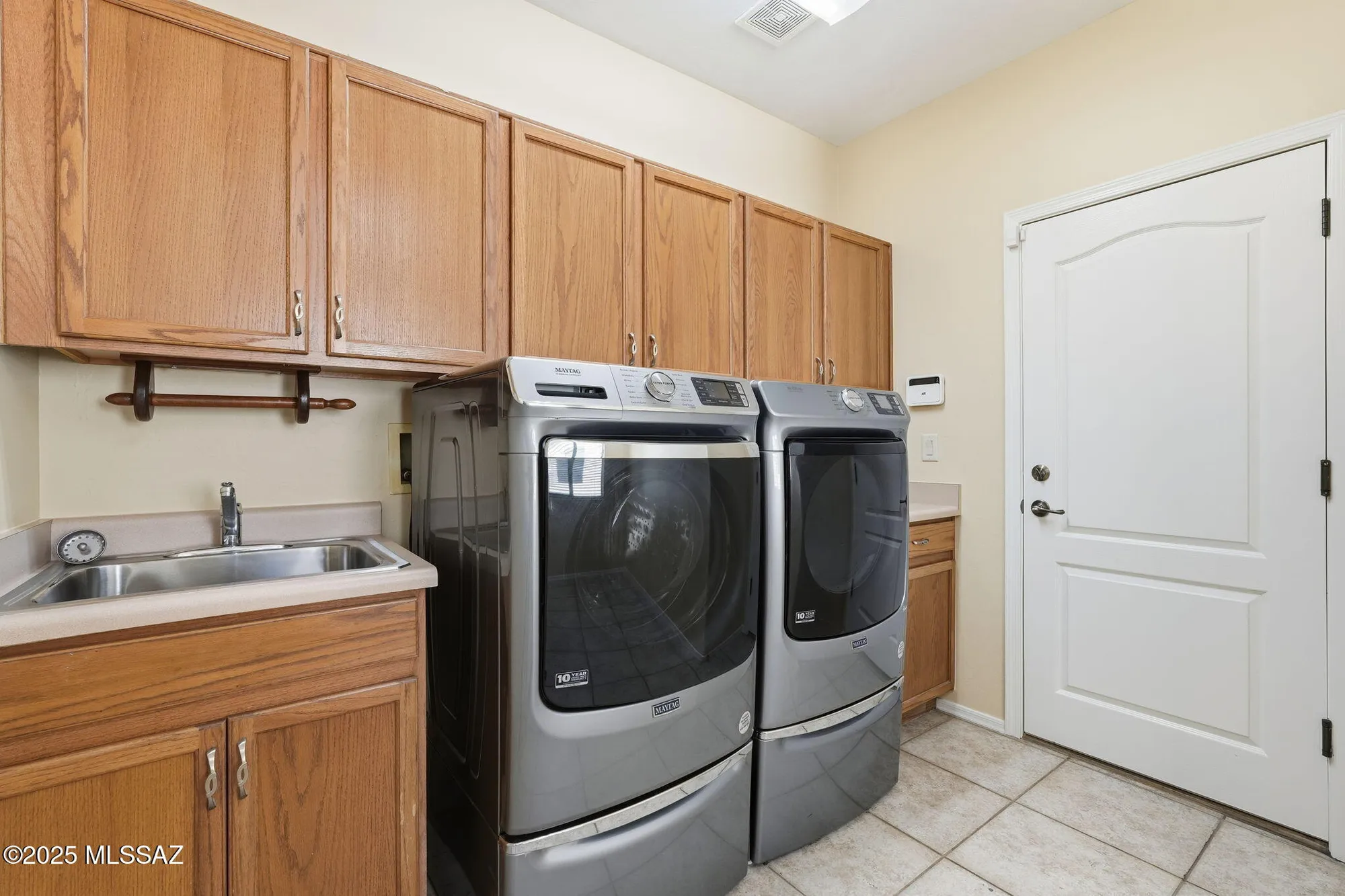 Property Slideshow image 21 of 47 | 88 n cedar crest dr, Green Valley, AZ, 85614