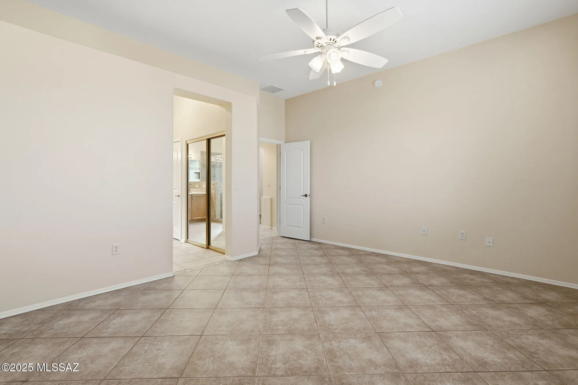Property Slideshow image 33 of 47 | 88 n cedar crest dr, Green Valley, AZ, 85614