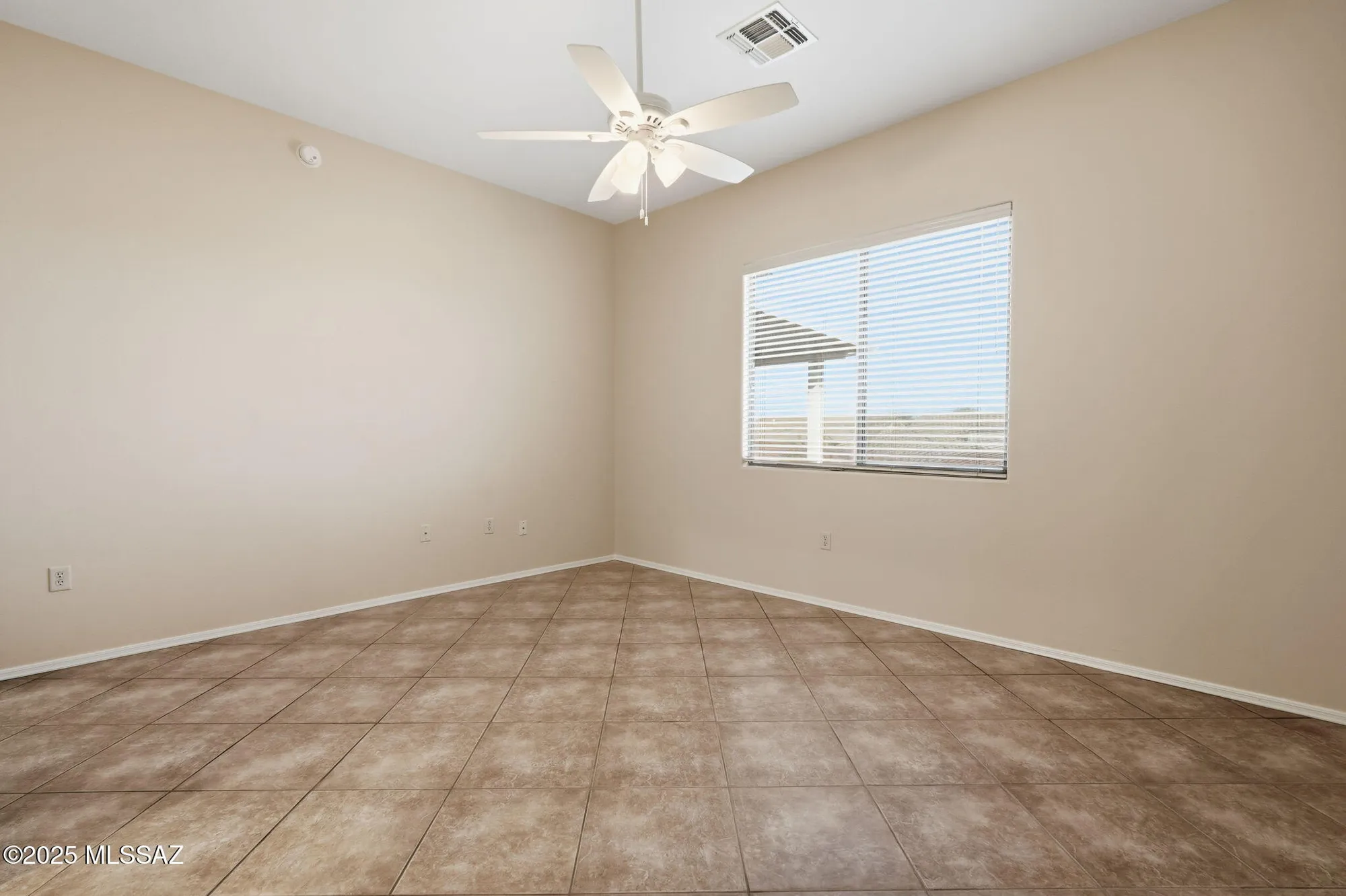 Property Slideshow image 31 of 47 | 88 n cedar crest dr, Green Valley, AZ, 85614
