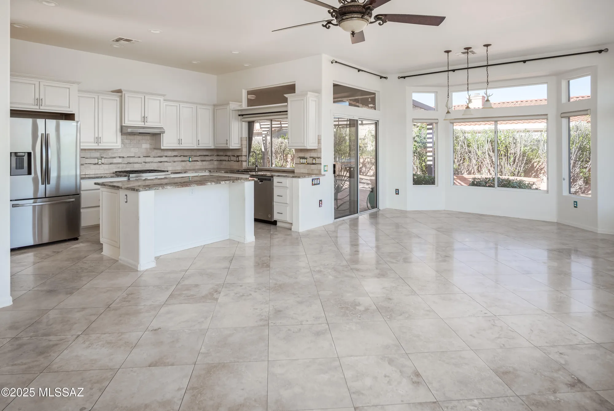 Property Slideshow image 23 of 45 | 1191 e versailles dr, Oro Valley, AZ, 85755