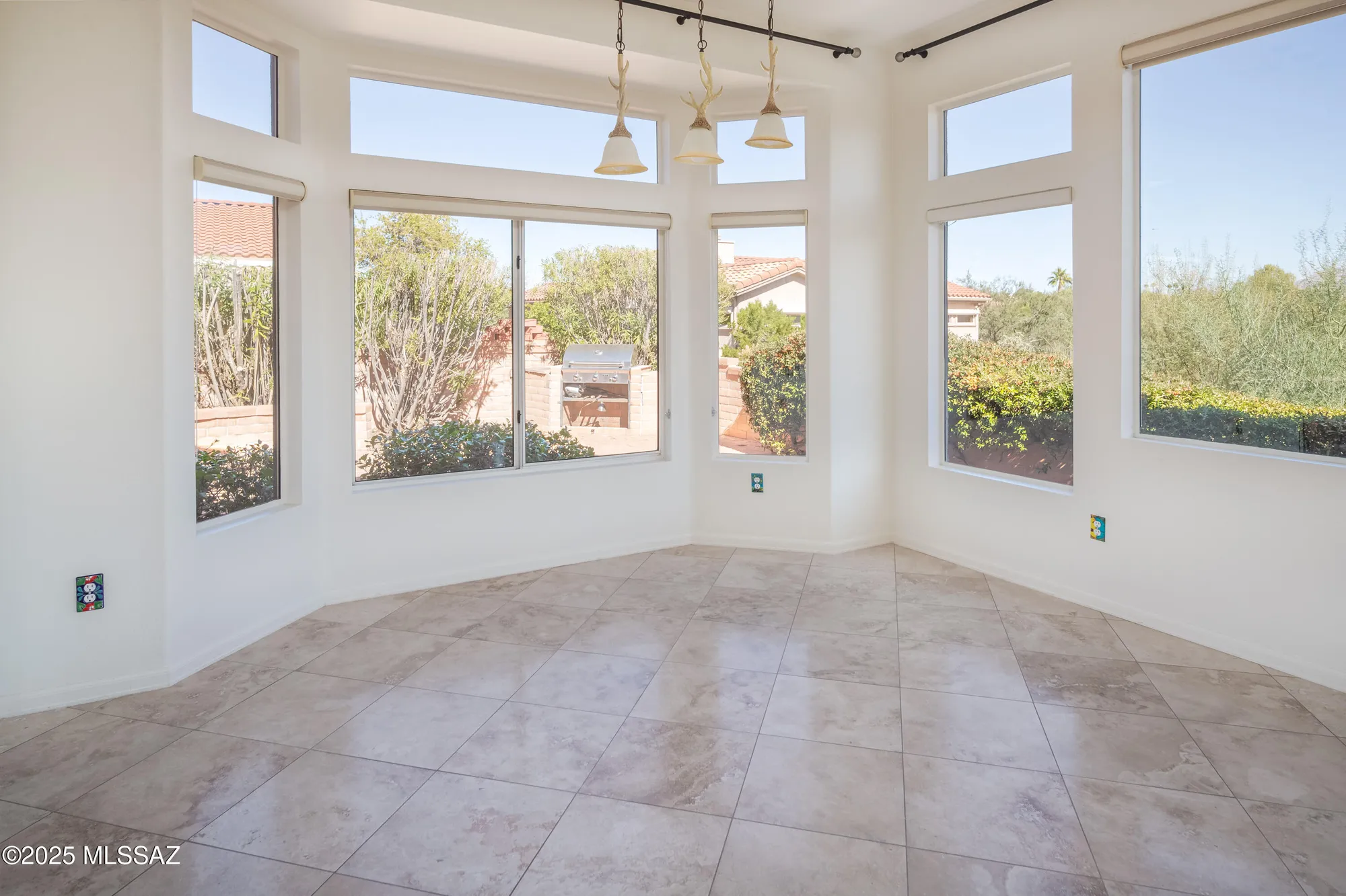 Property Slideshow image 19 of 45 | 1191 e versailles dr, Oro Valley, AZ, 85755