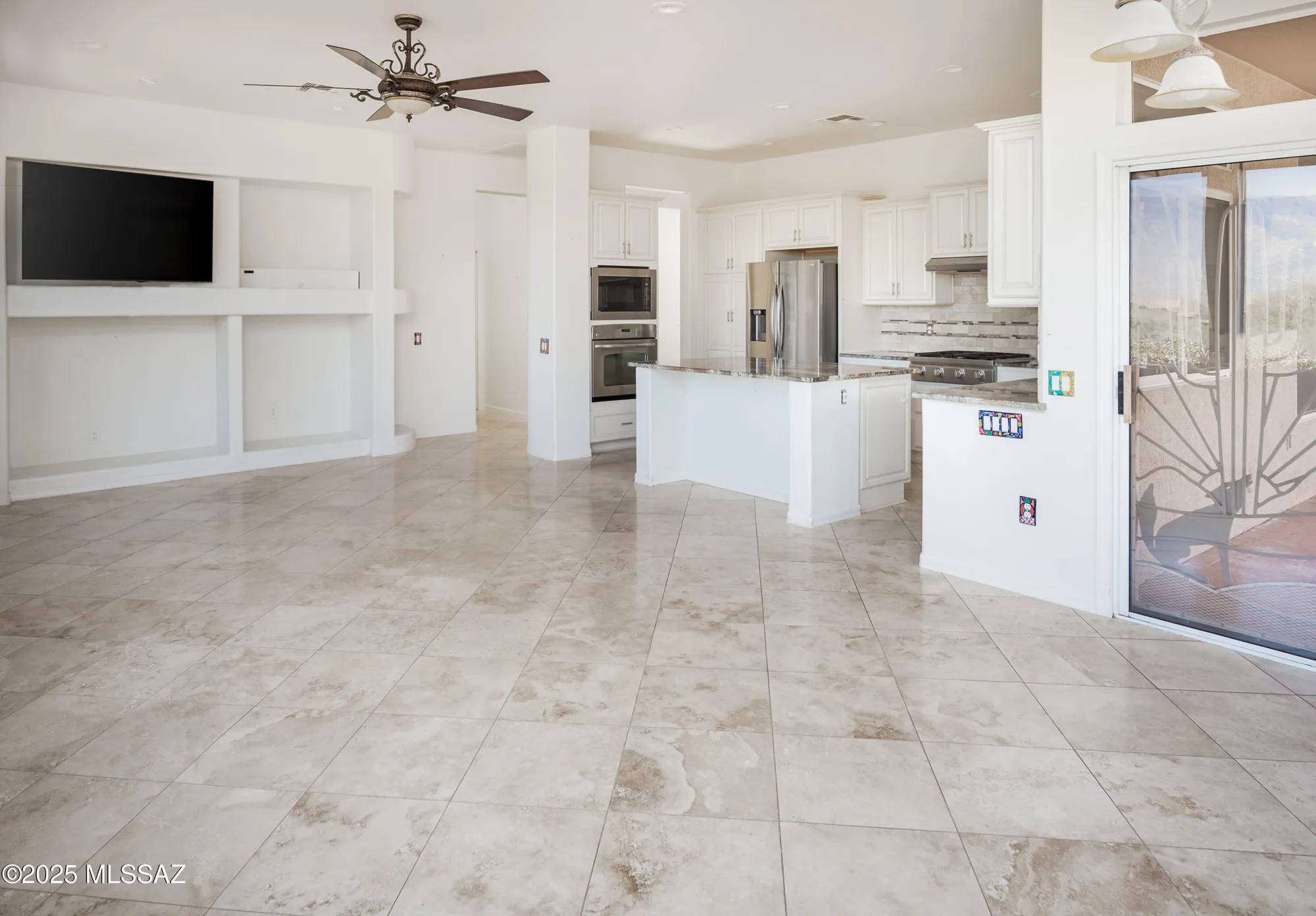 Property Slideshow image 21 of 45 | 1191 e versailles dr, Oro Valley, AZ, 85755